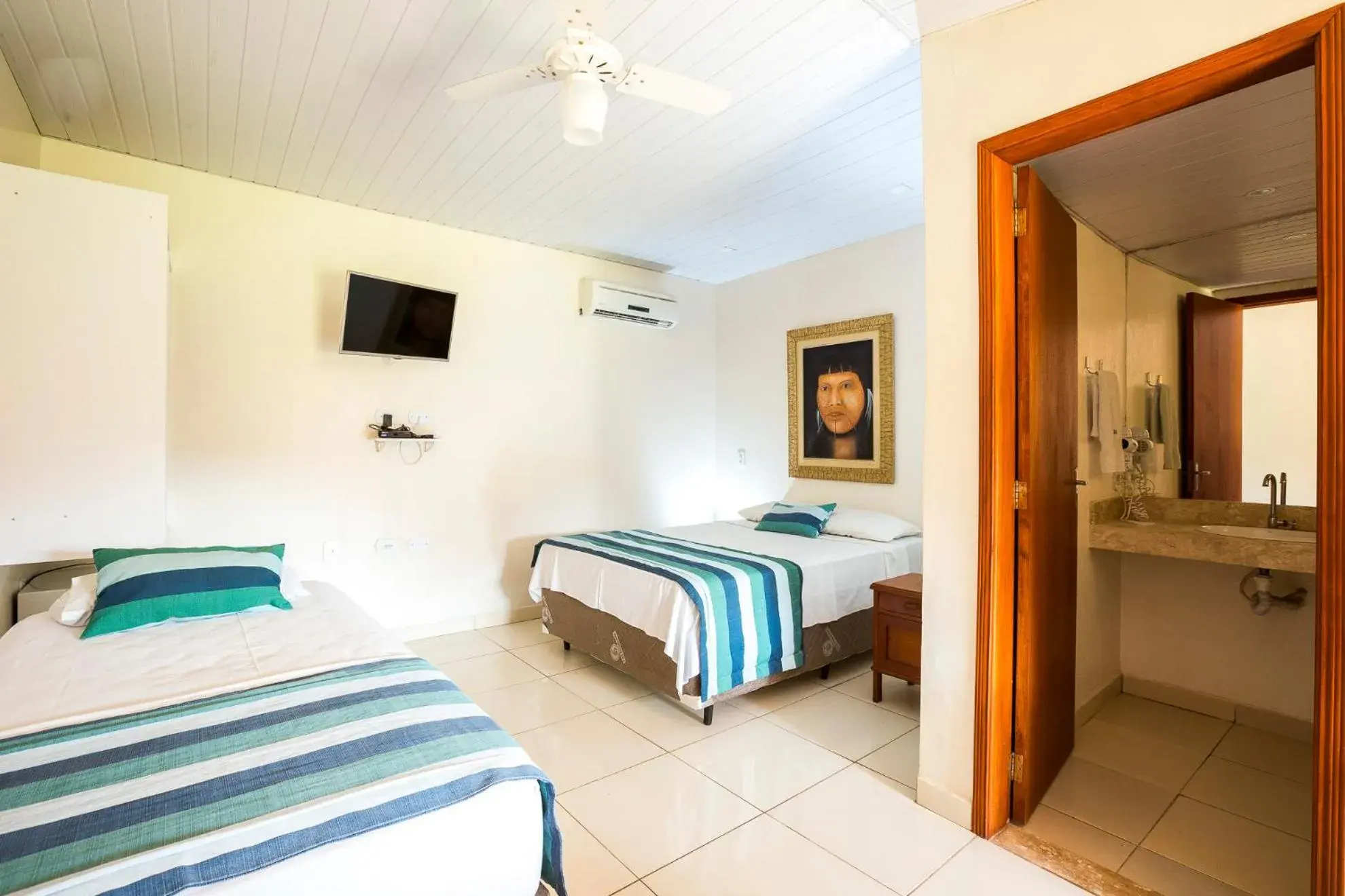 Standard Family Room in Pousada Muito Bonito Standard Family Room in Pousada Muito Bonito