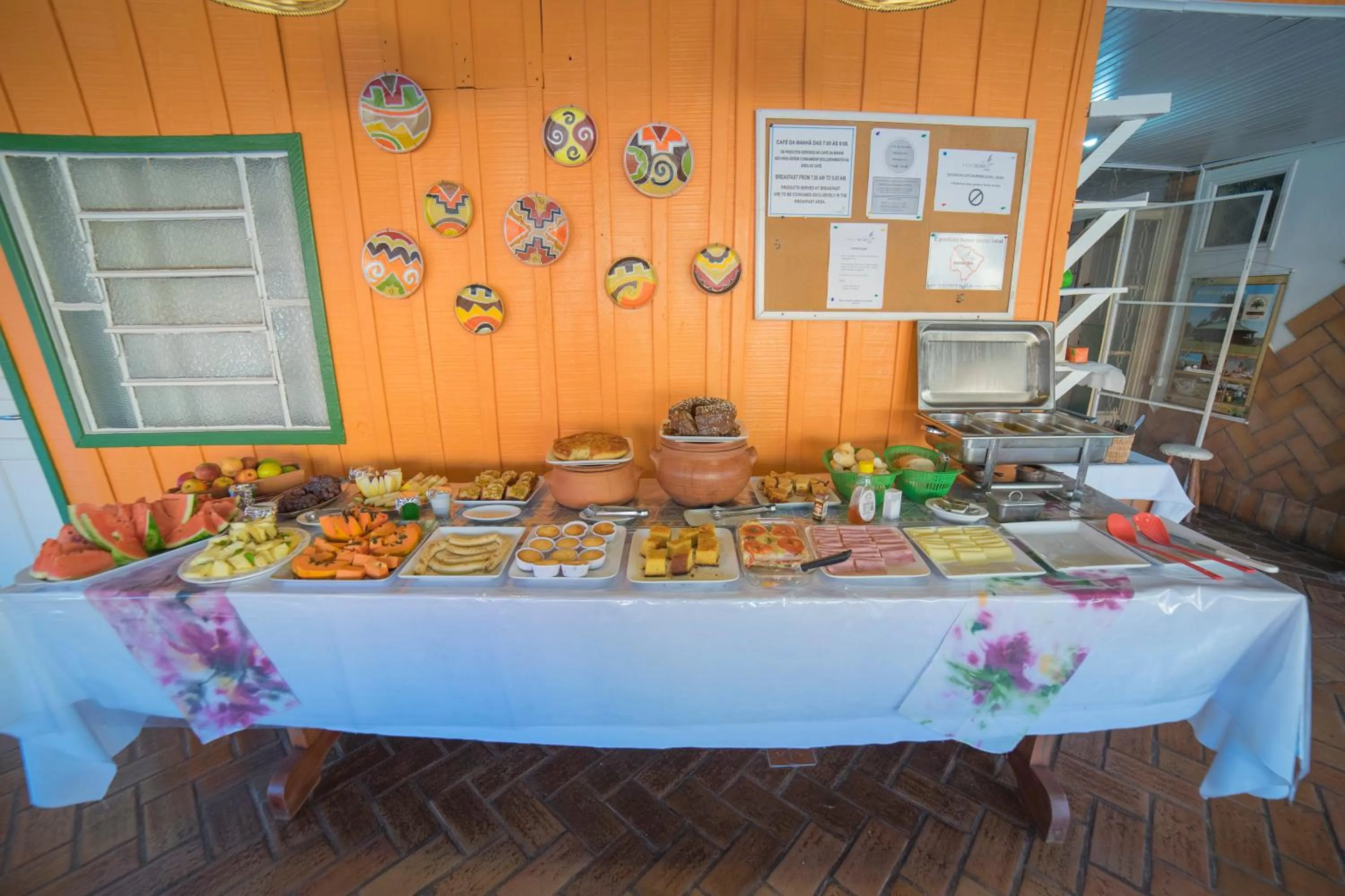 Dining area in Pousada Muito Bonito