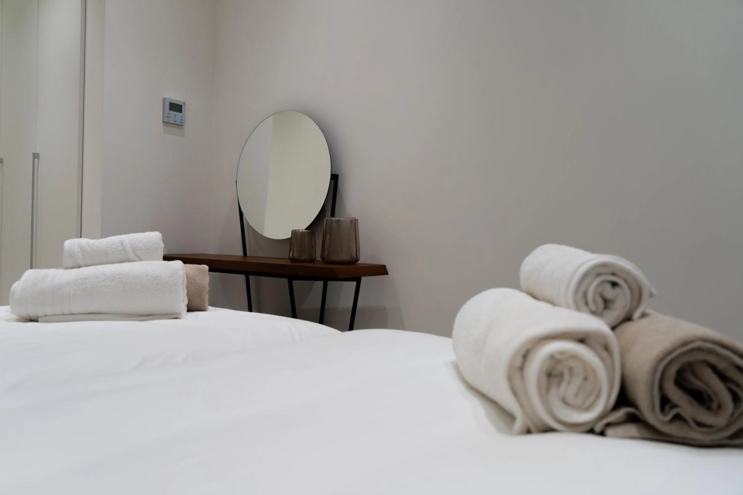 Bedroom, Bed in Vivo Mare Beachfront-Seaview Villas