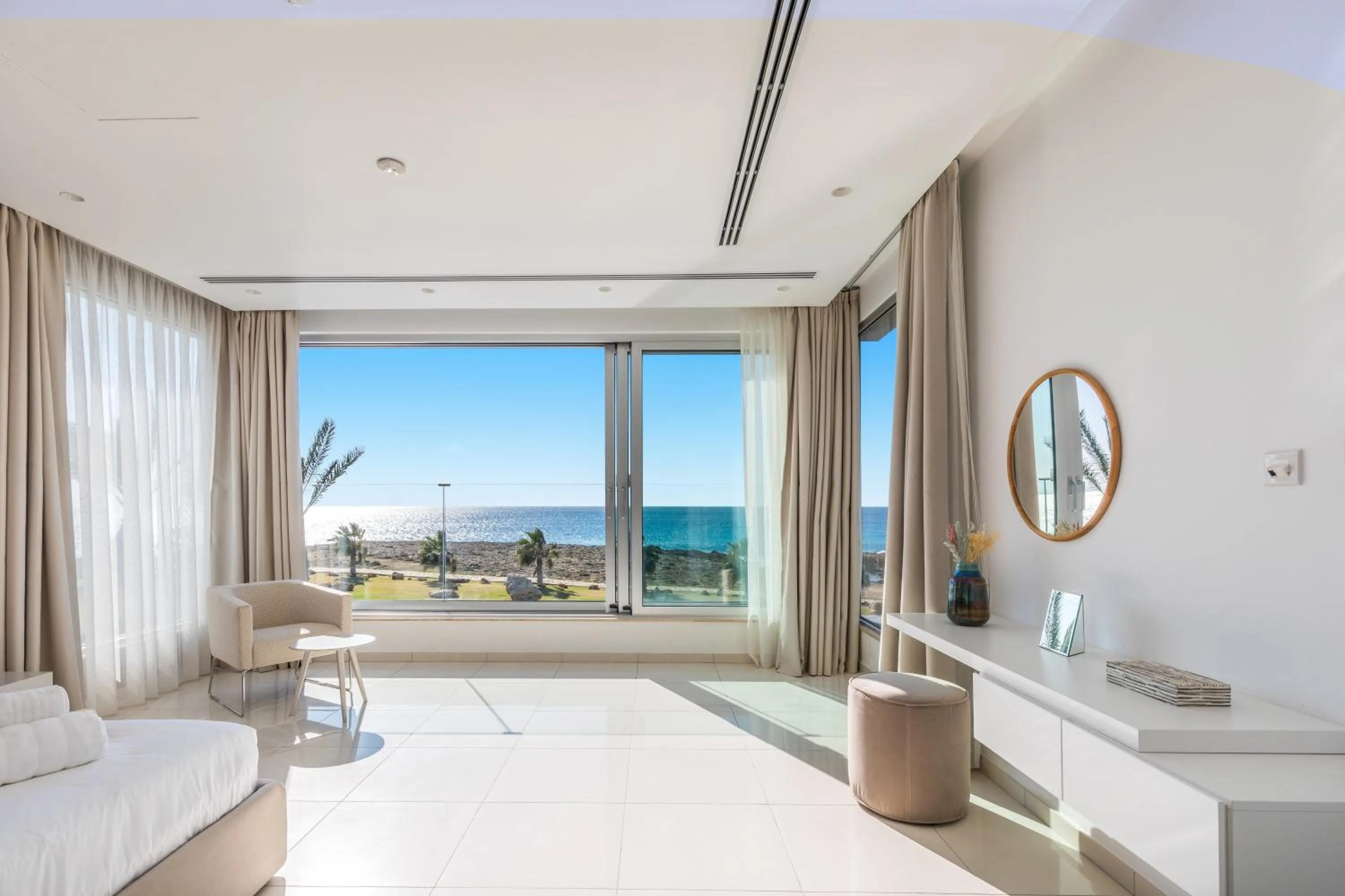 Bed in Vivo Mare Beachfront-Seaview Villas