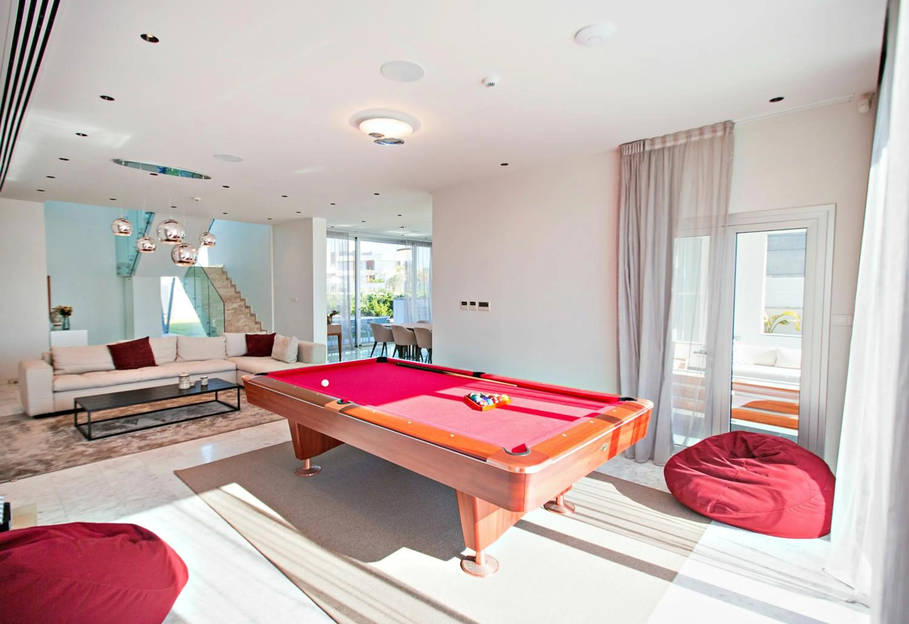 Billiard in Vivo Mare Beachfront-Seaview Villas