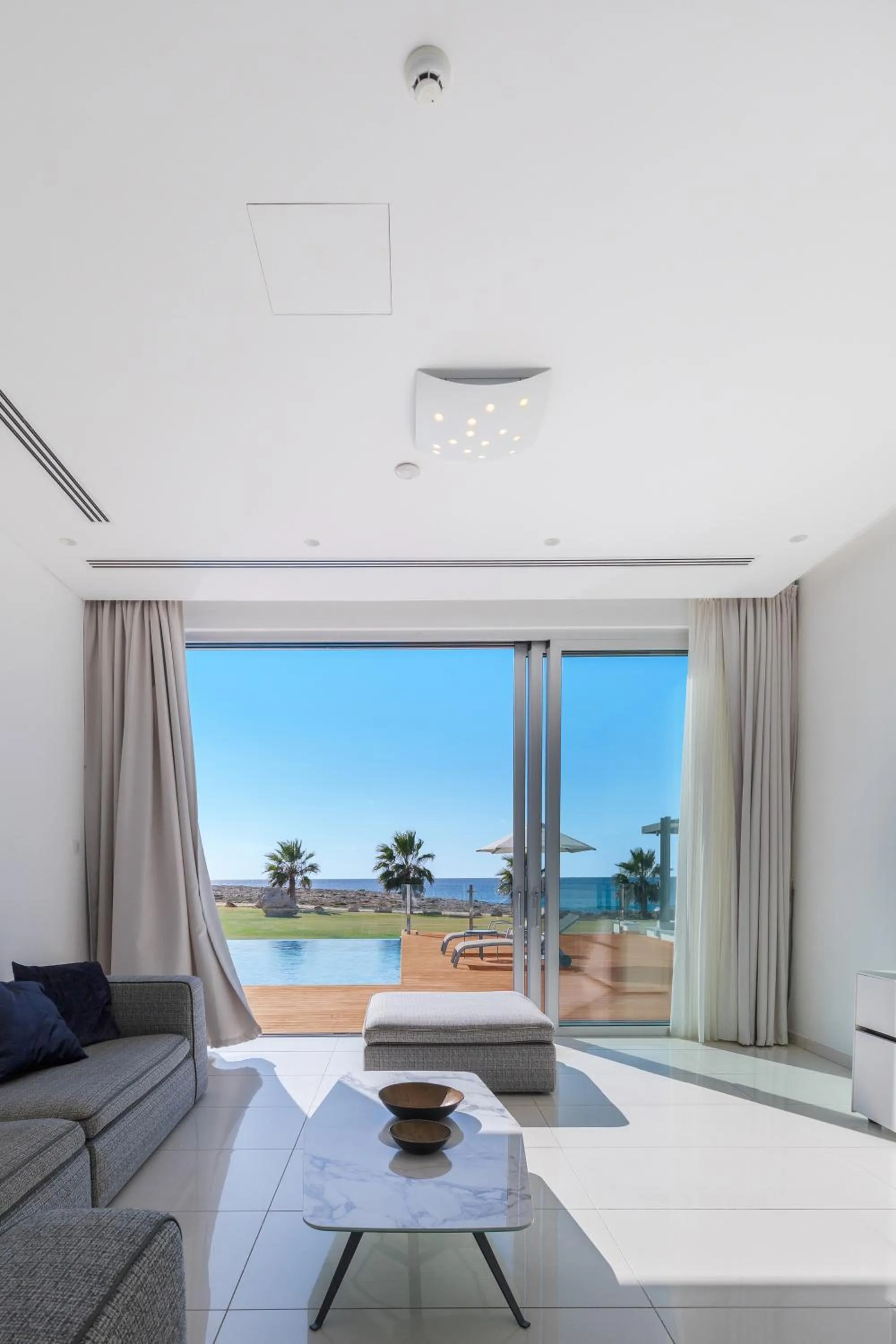 Living room in Vivo Mare Beachfront-Seaview Villas