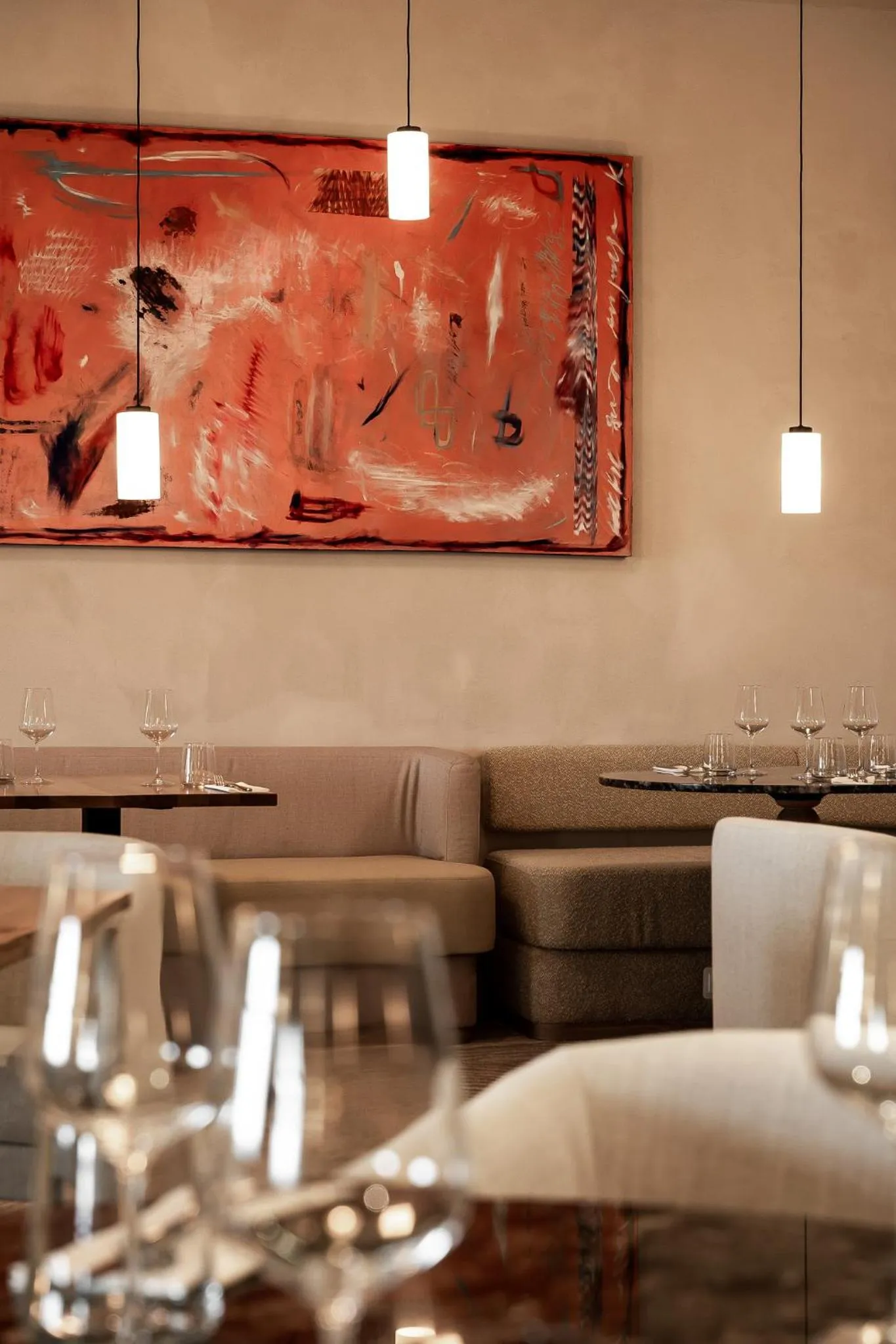 Restaurant/places to eat in Forest Hotel