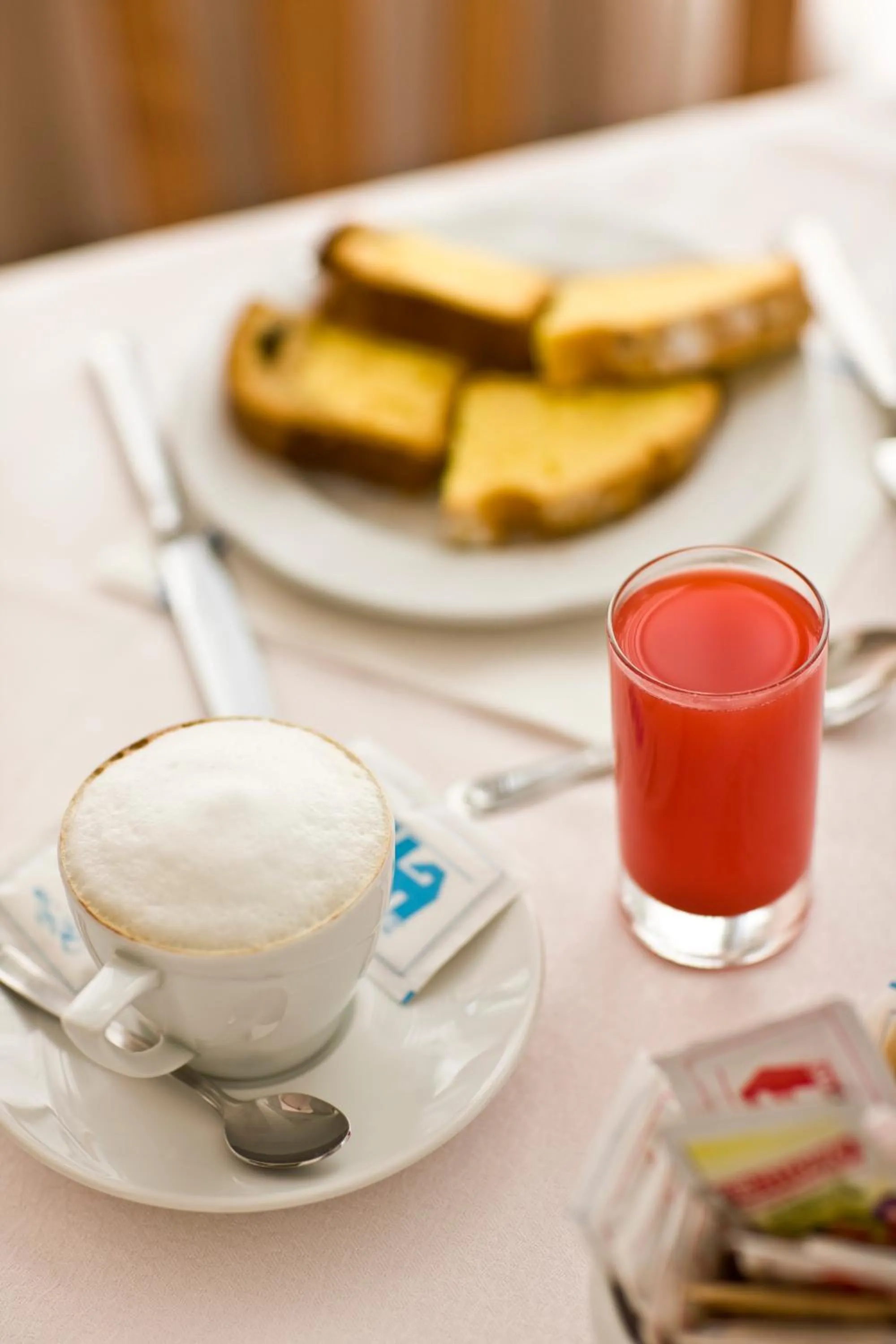 Food in Hotel Apollo