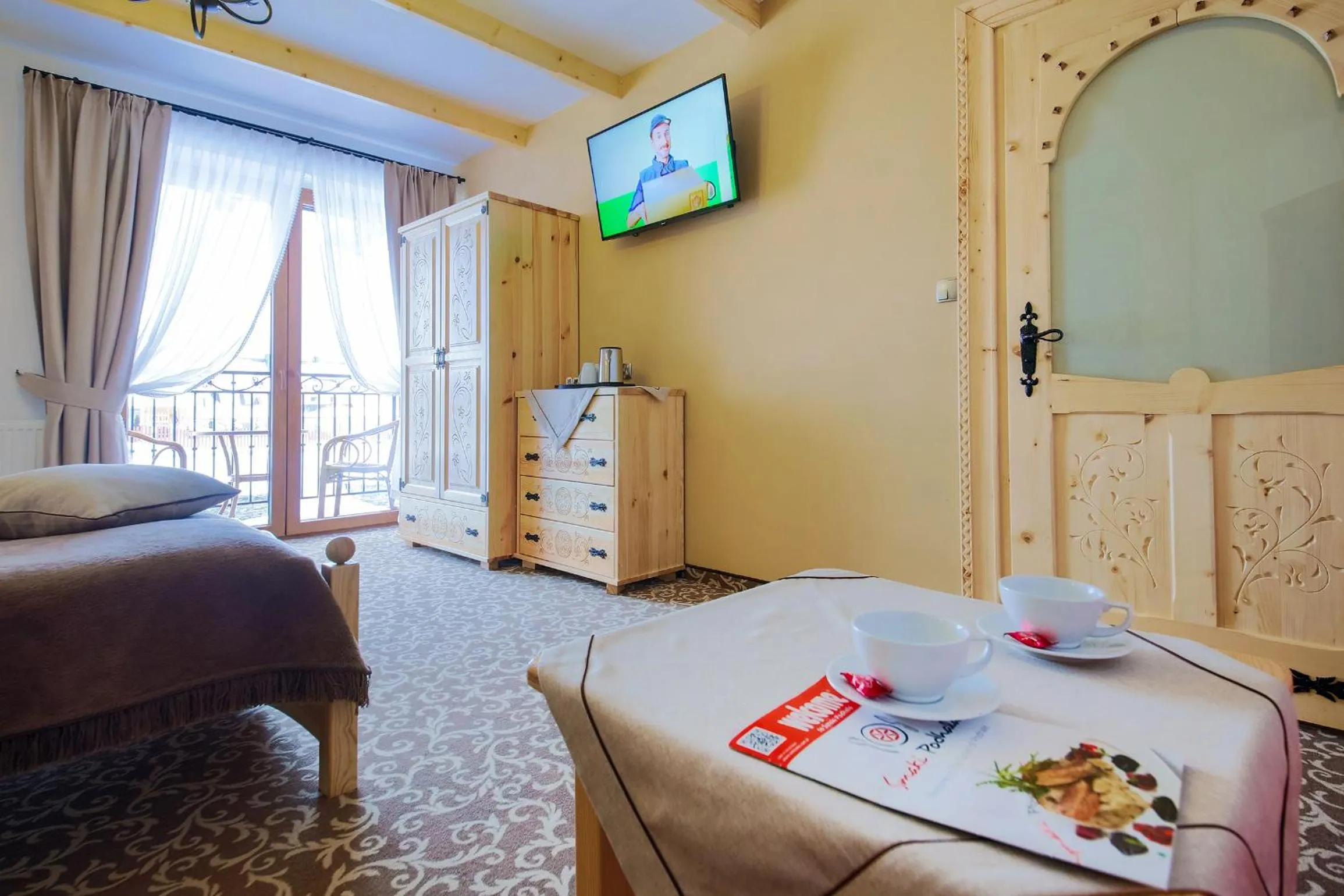 TV and multimedia, Bed in ECO Willa Grand Karpatia Ski&Wellness
