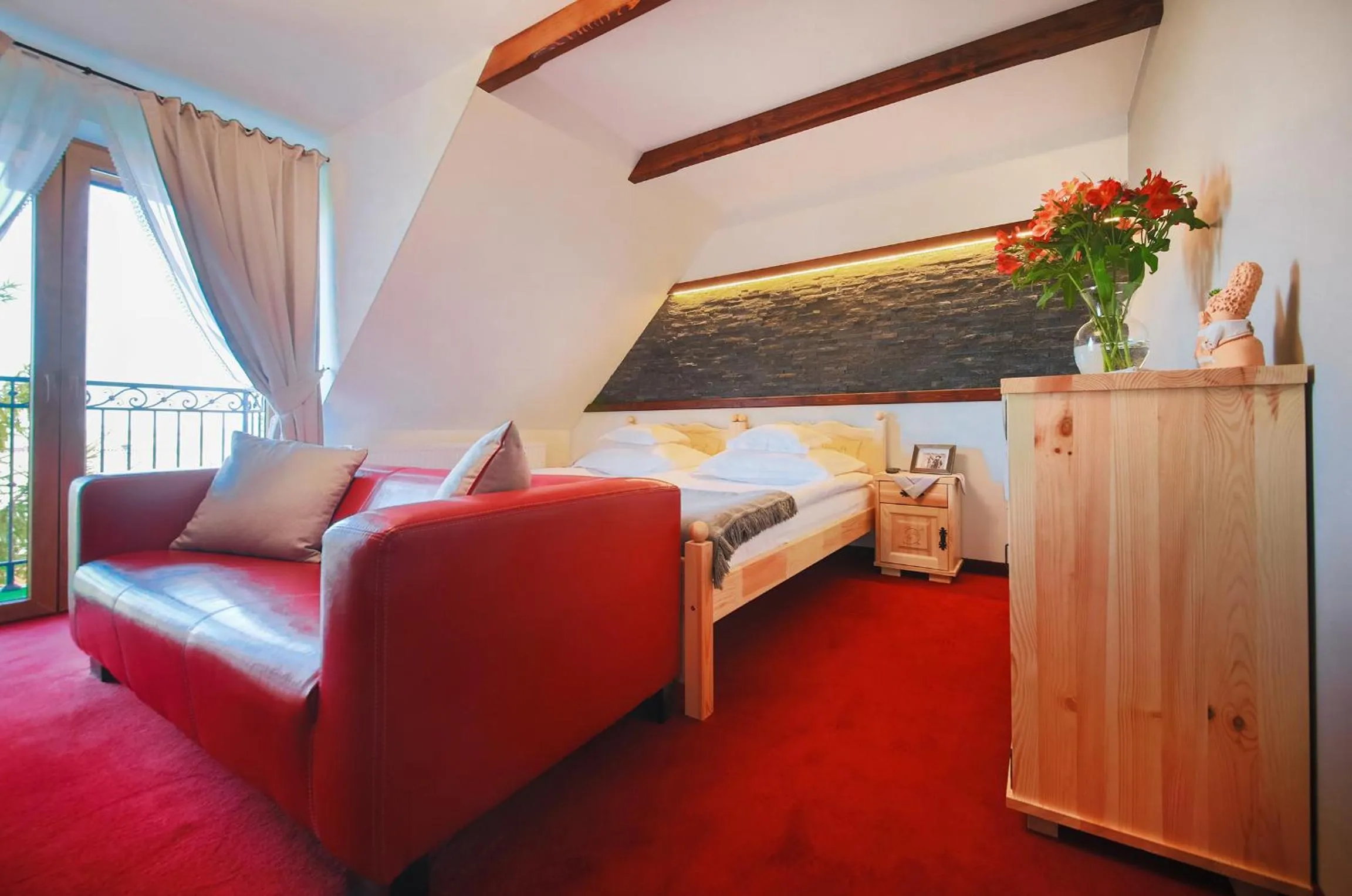 Balcony/Terrace, Bed in ECO Willa Grand Karpatia Ski&Wellness
