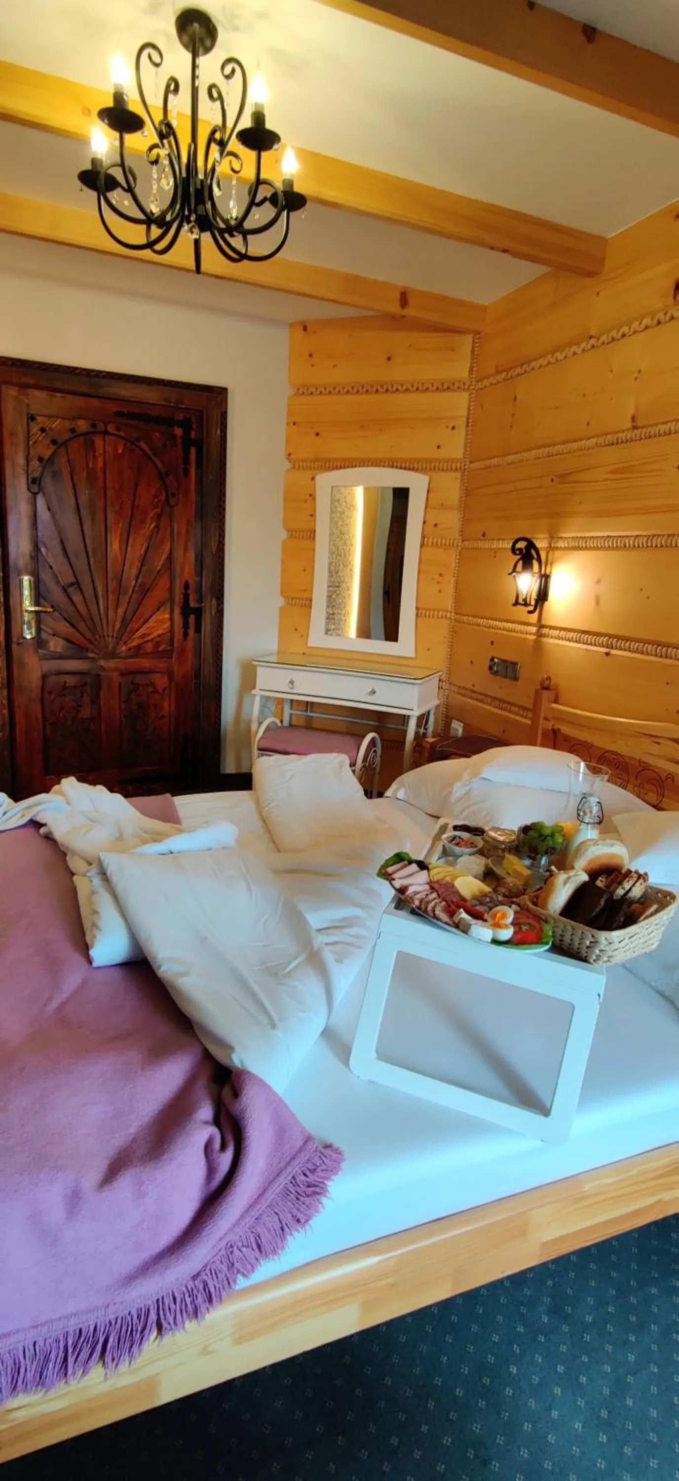 Bed in ECO Willa Grand Karpatia Ski&Wellness