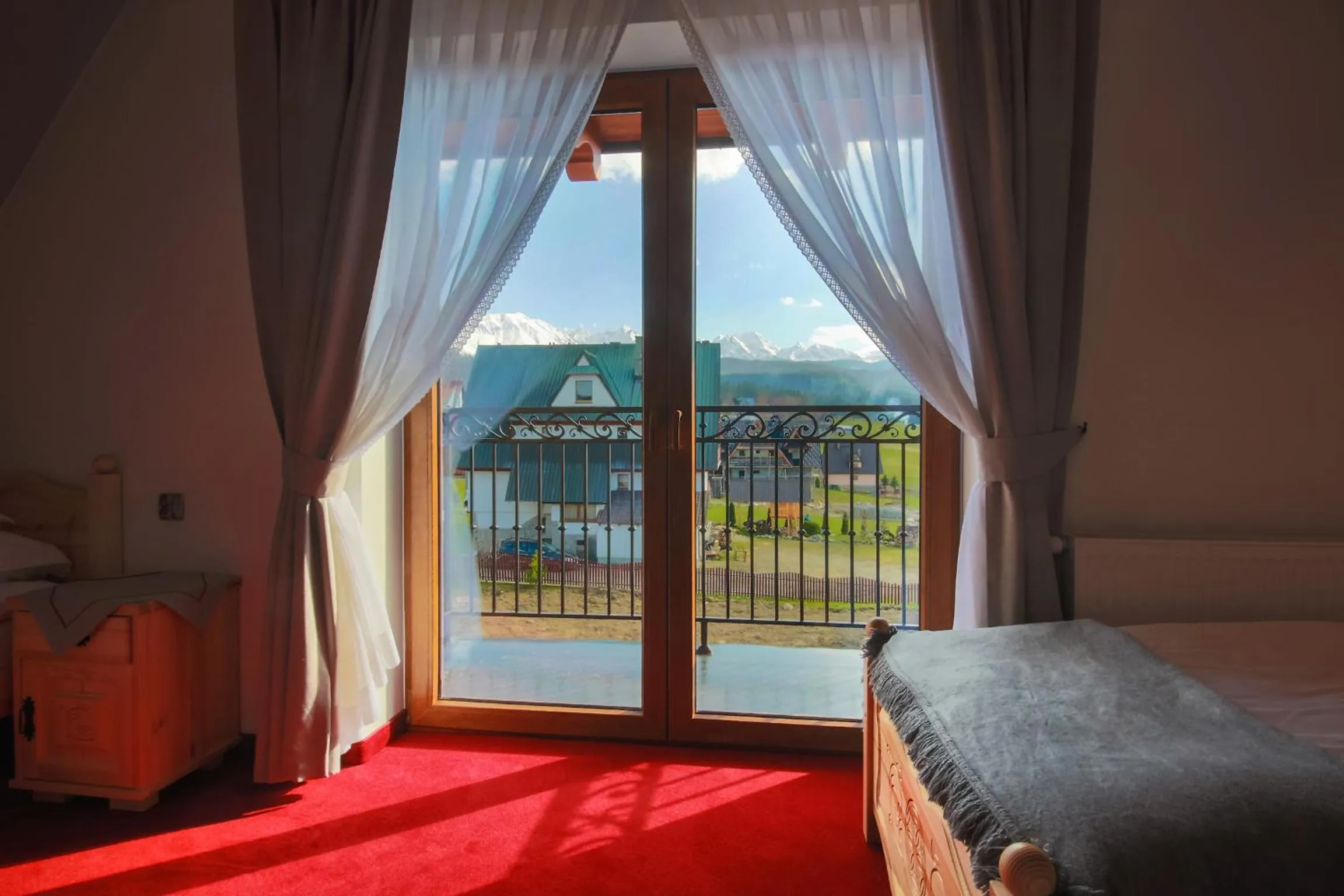 Balcony/Terrace, Bed in ECO Willa Grand Karpatia Ski&Wellness