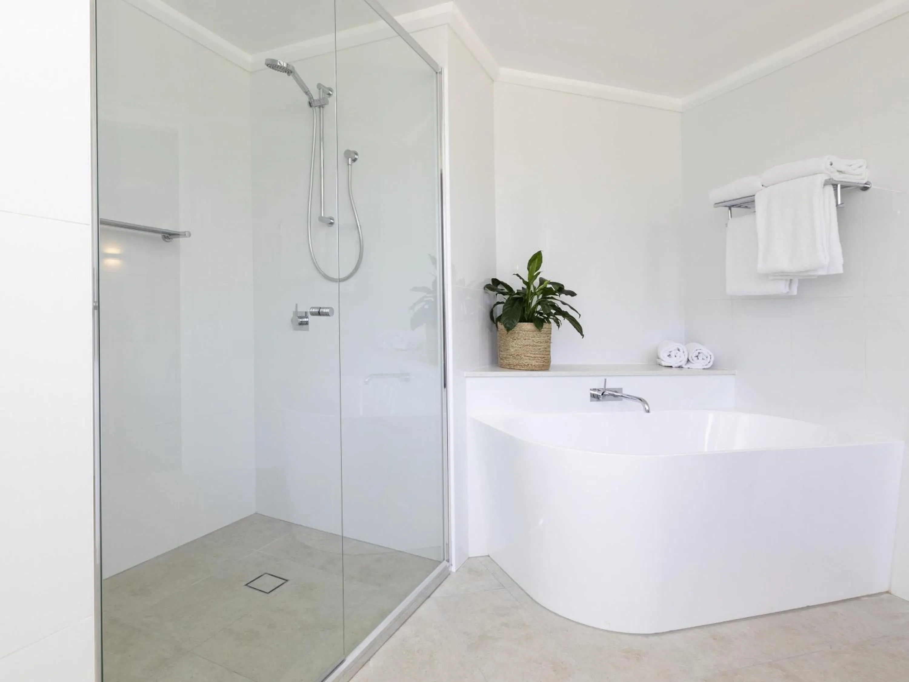 Bedroom in Novotel Sunshine Coast Resort