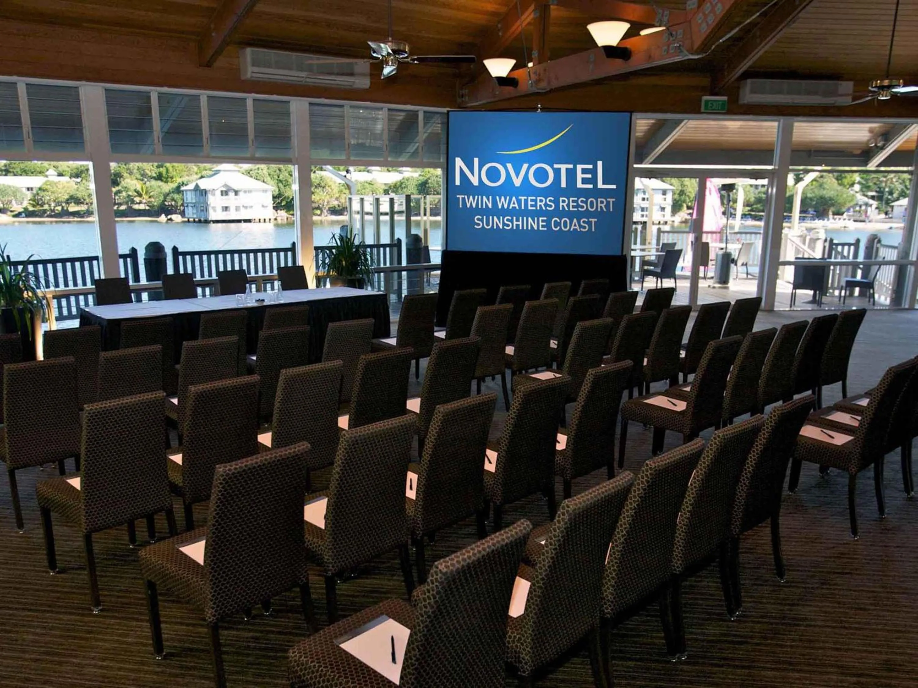 Meeting/conference room in Novotel Sunshine Coast Resort
