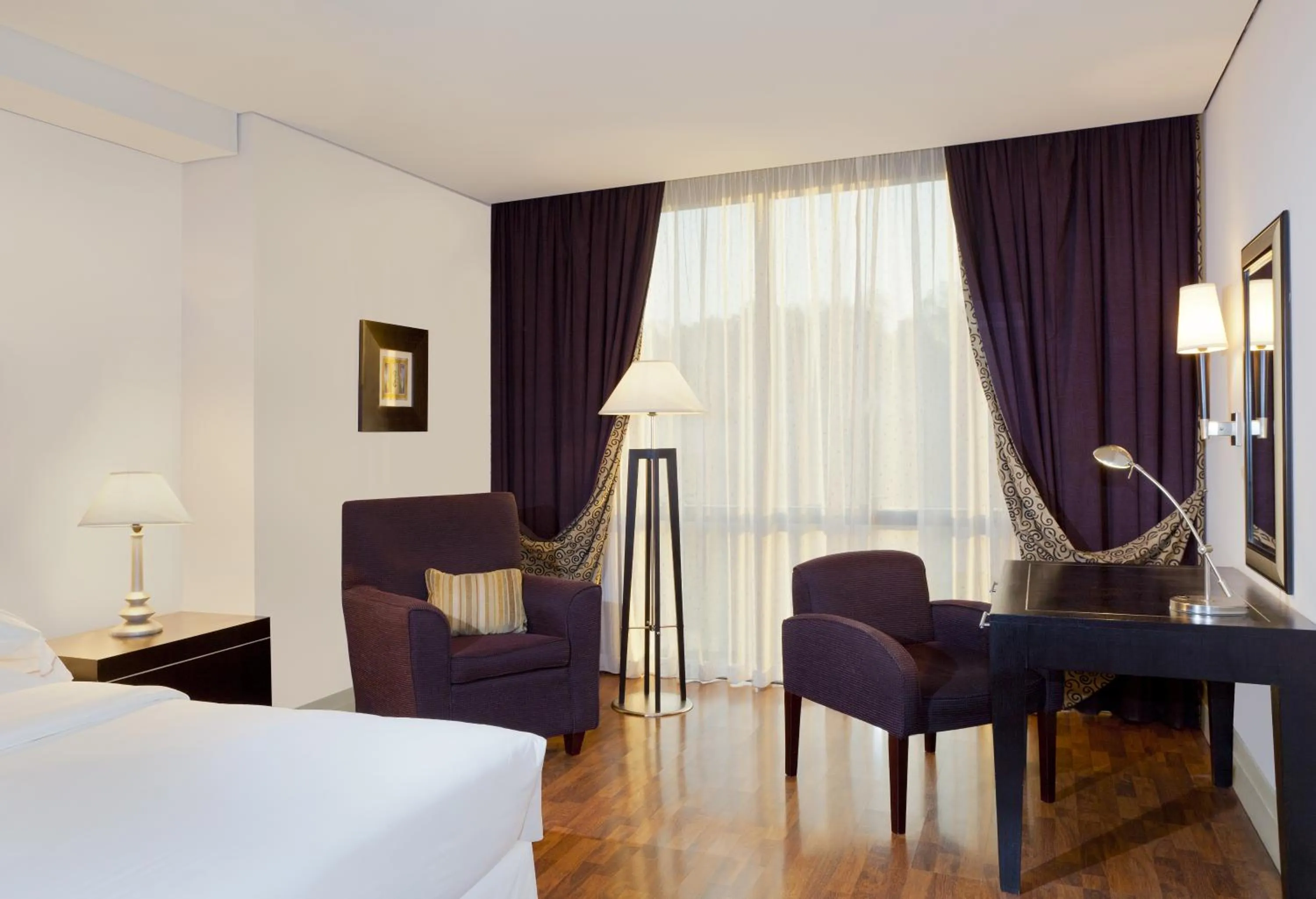 Seating area, Bed in Mak Albania Hotel