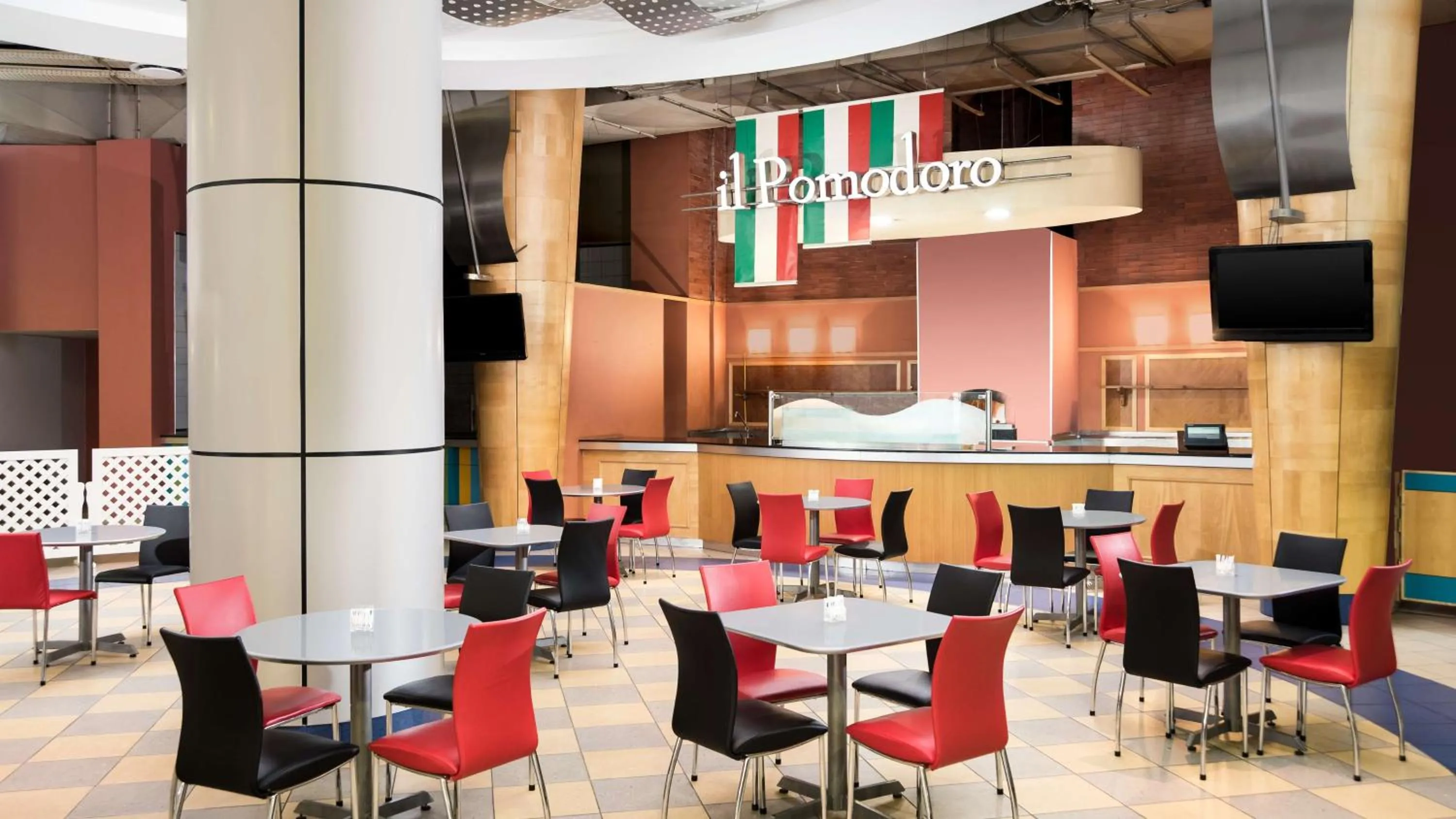 Restaurant/places to eat in Mak Albania Hotel