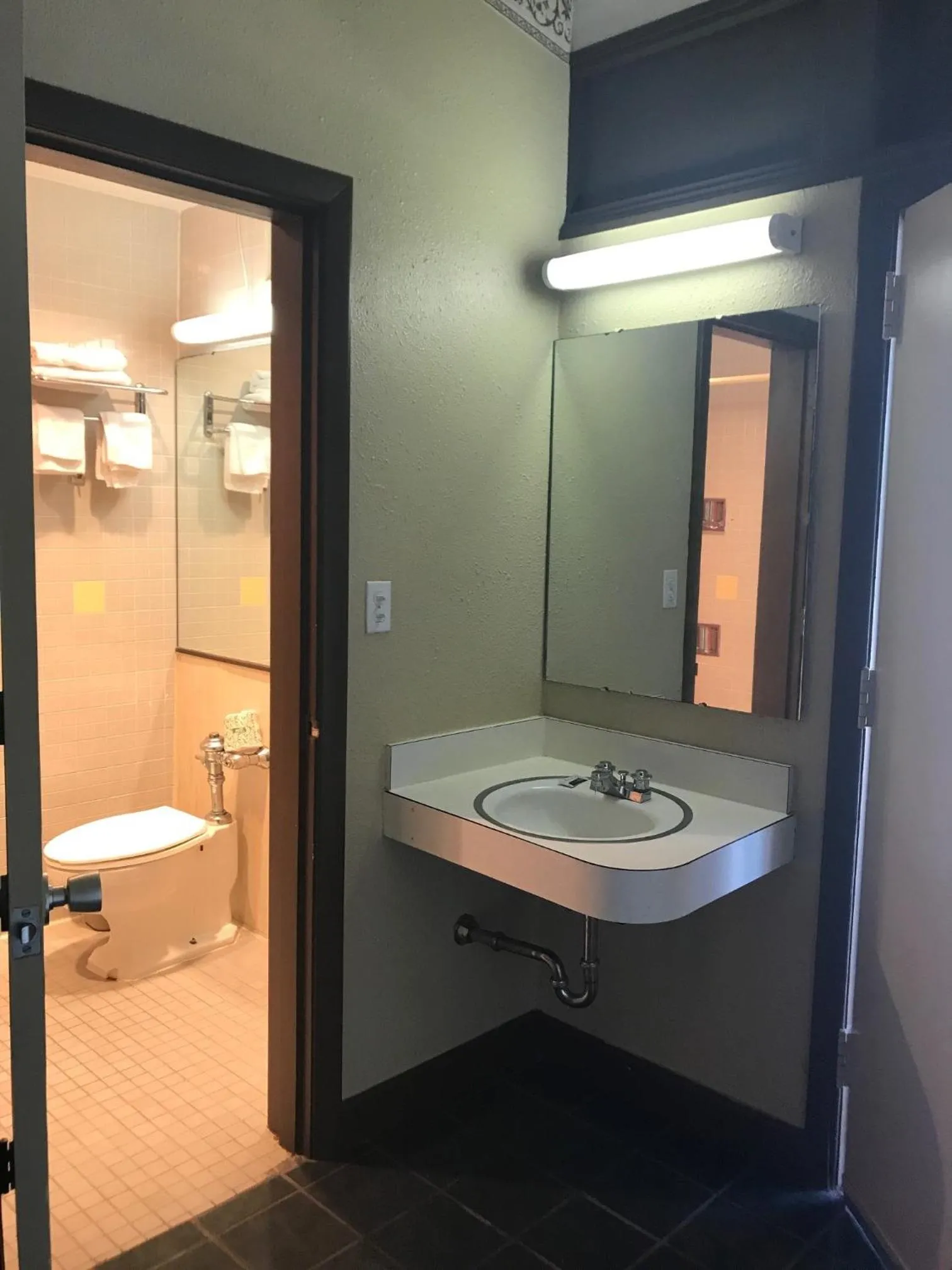 Property building in Red Carpet Inn