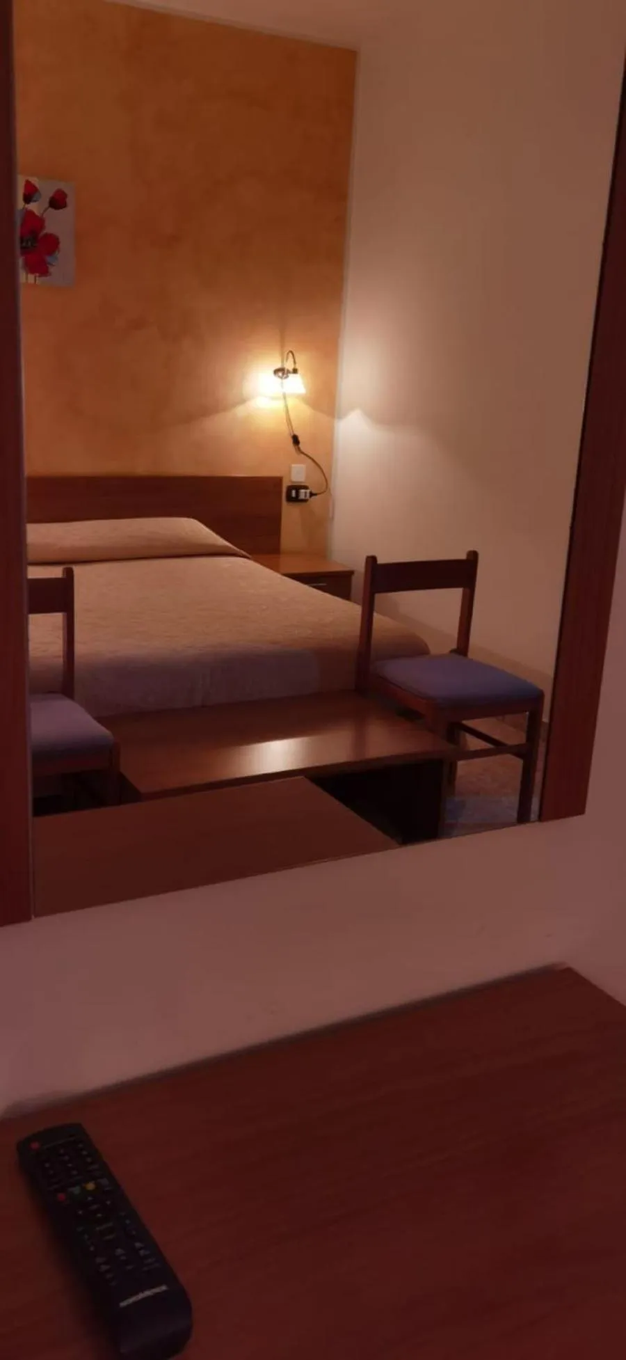 Bedroom, Bed in Hotel Edelweiss