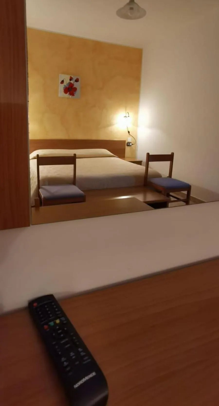 Bedroom, Bed in Hotel Edelweiss