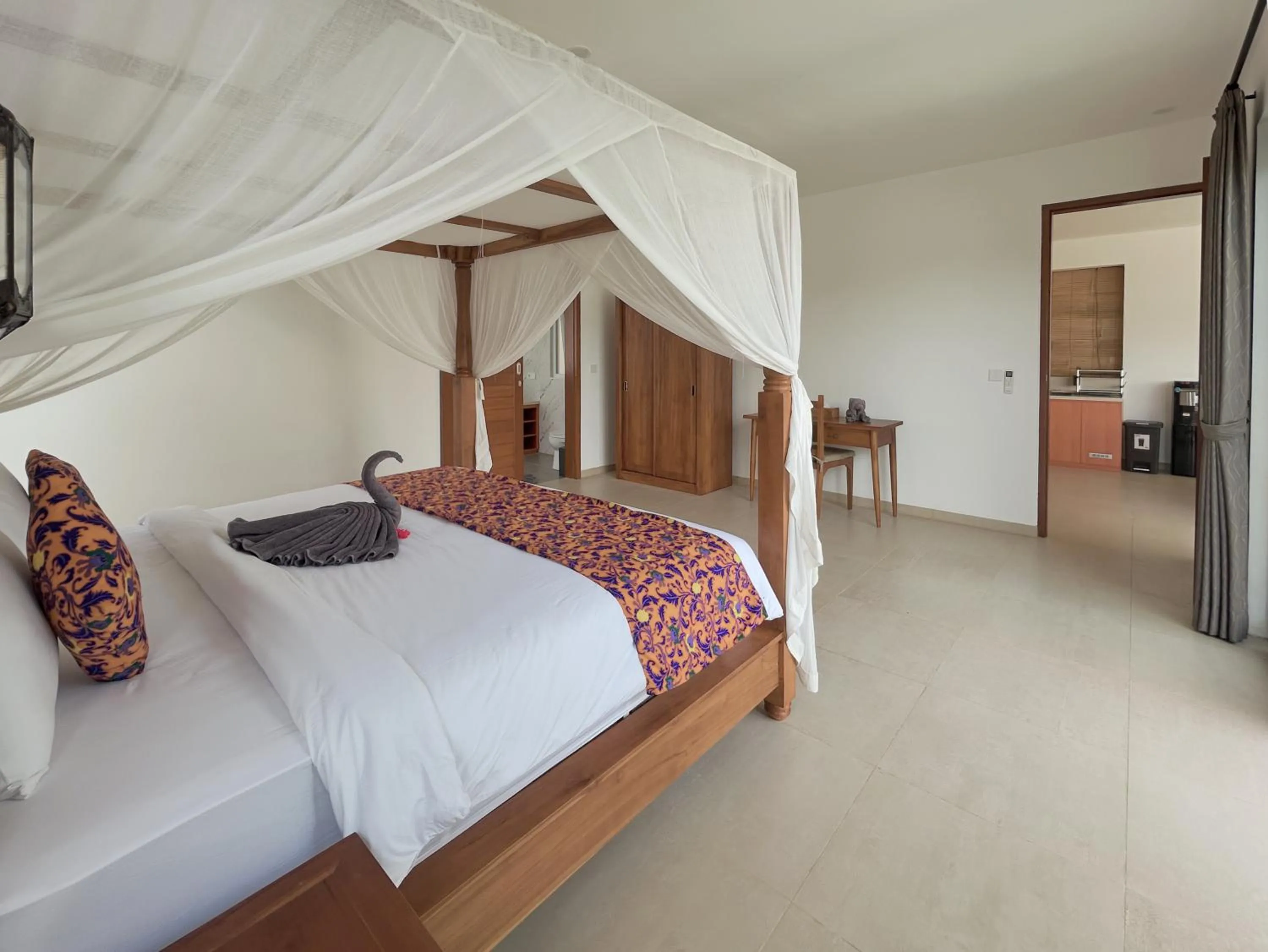 Bed in Villa Ubud Hill
