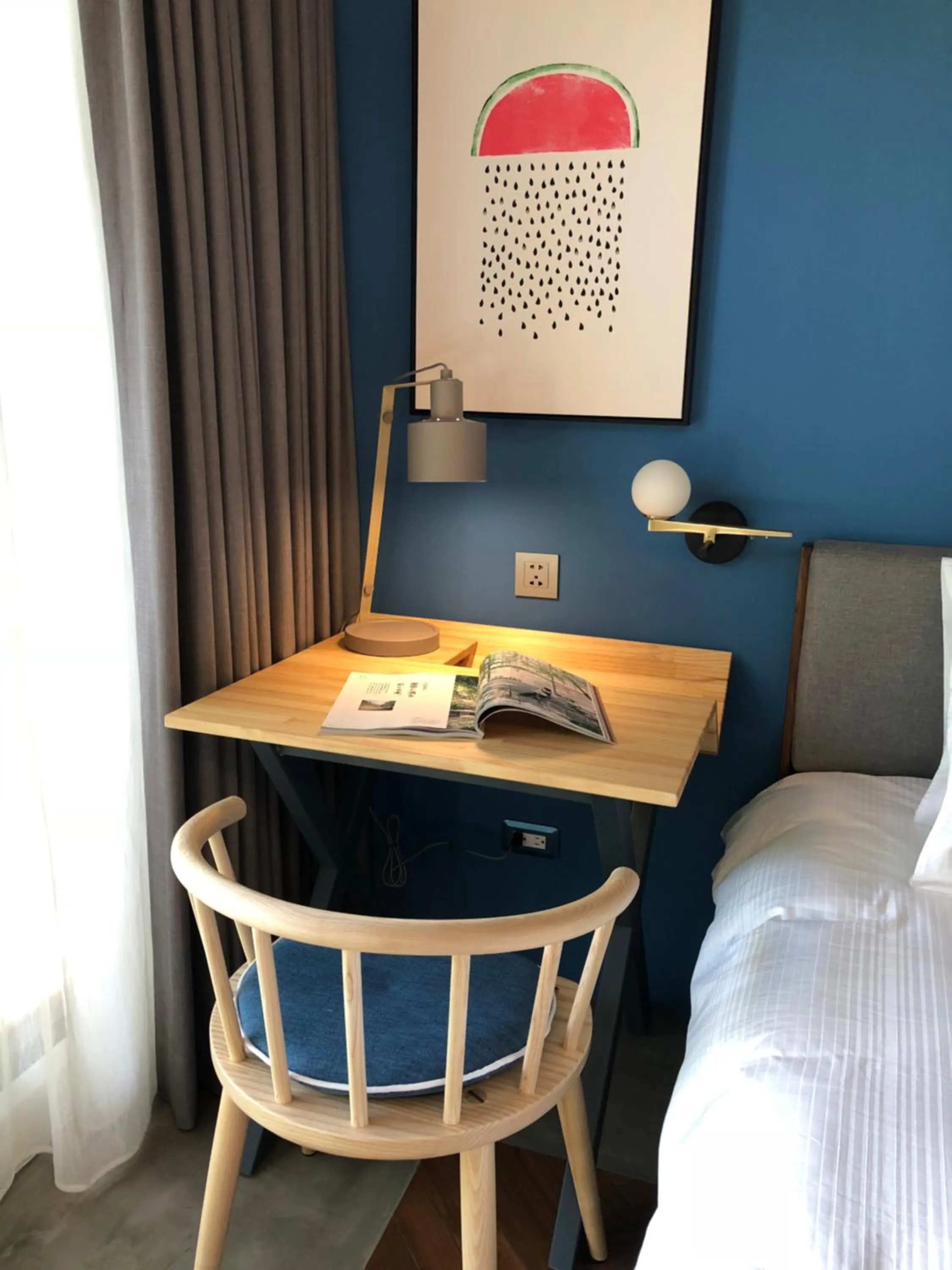 Seating area, Bed in Hotel Everyday Life