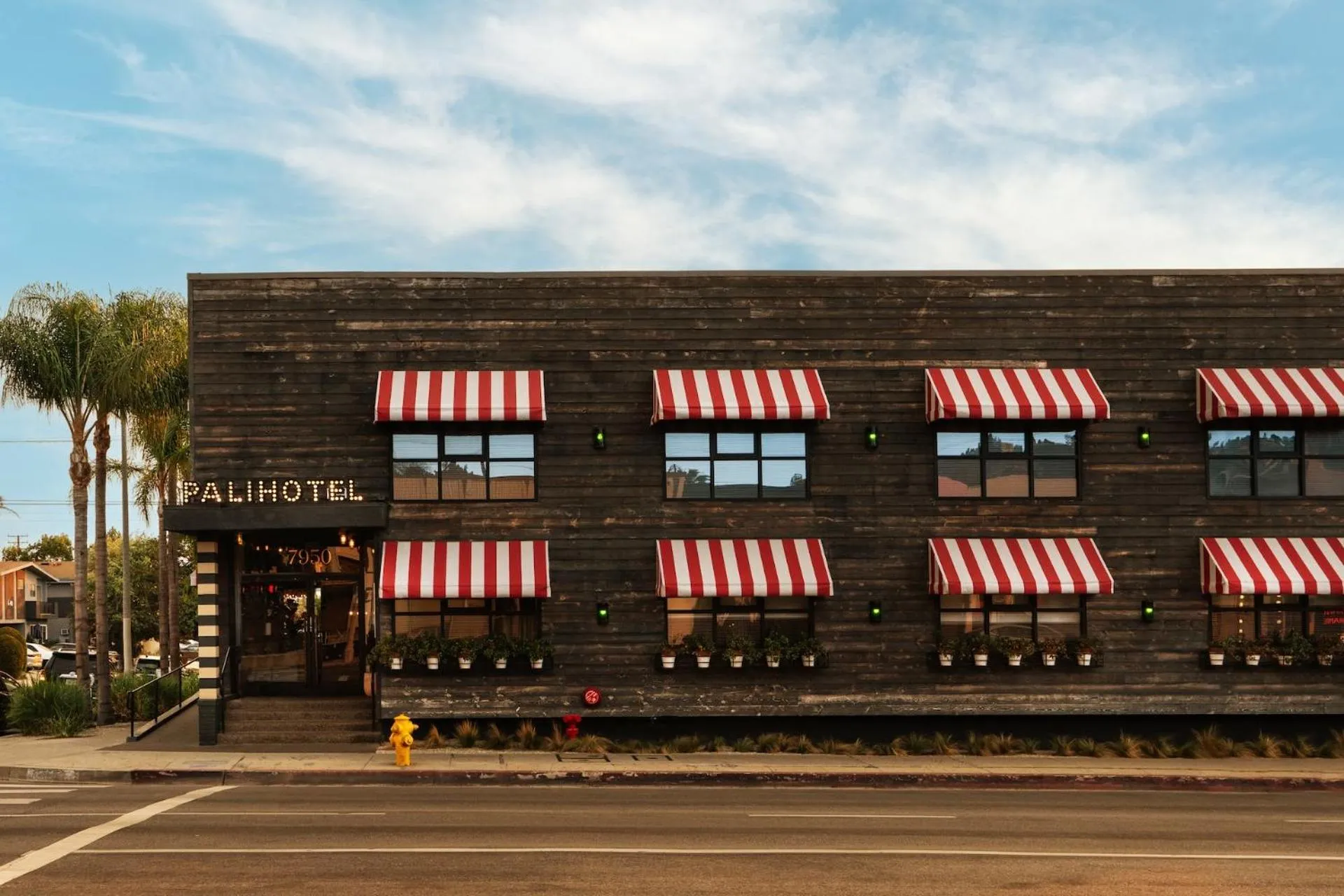 Facade/entrance in Palihotel Melrose