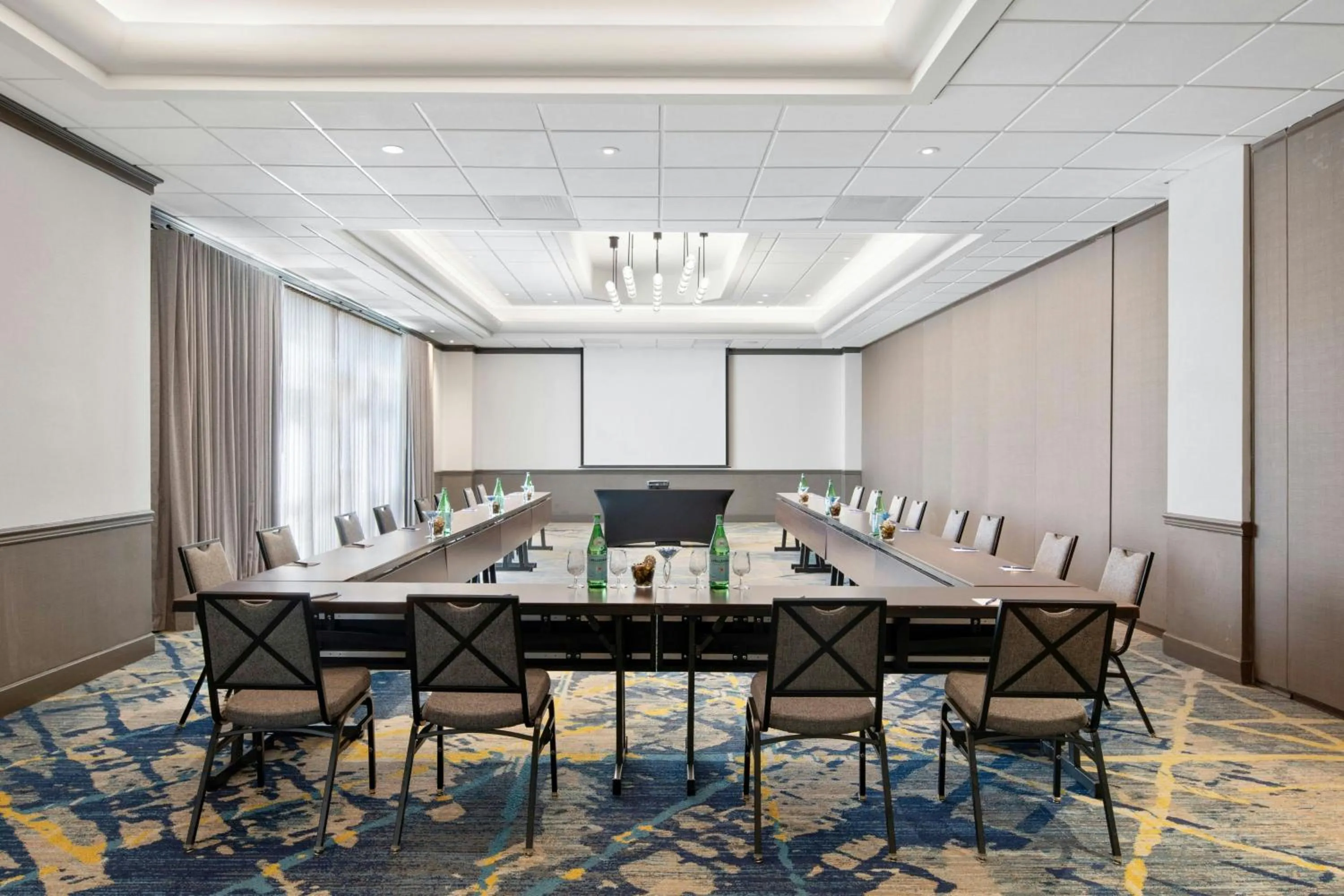 Meeting/conference room in Delta Hotels by Marriott Santa Clara Silicon Valley