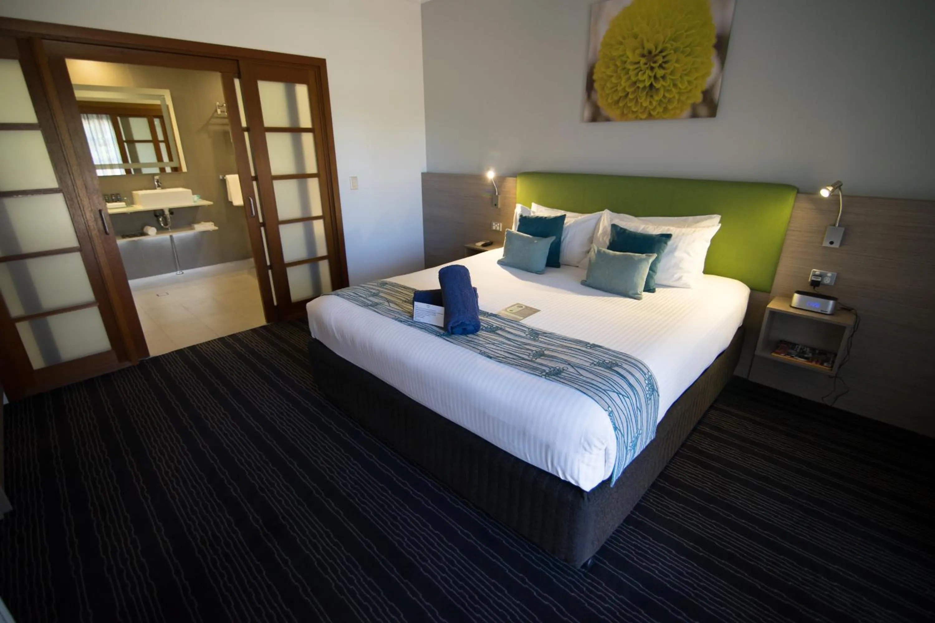 Bed in Novotel Vines Resort Swan Valley