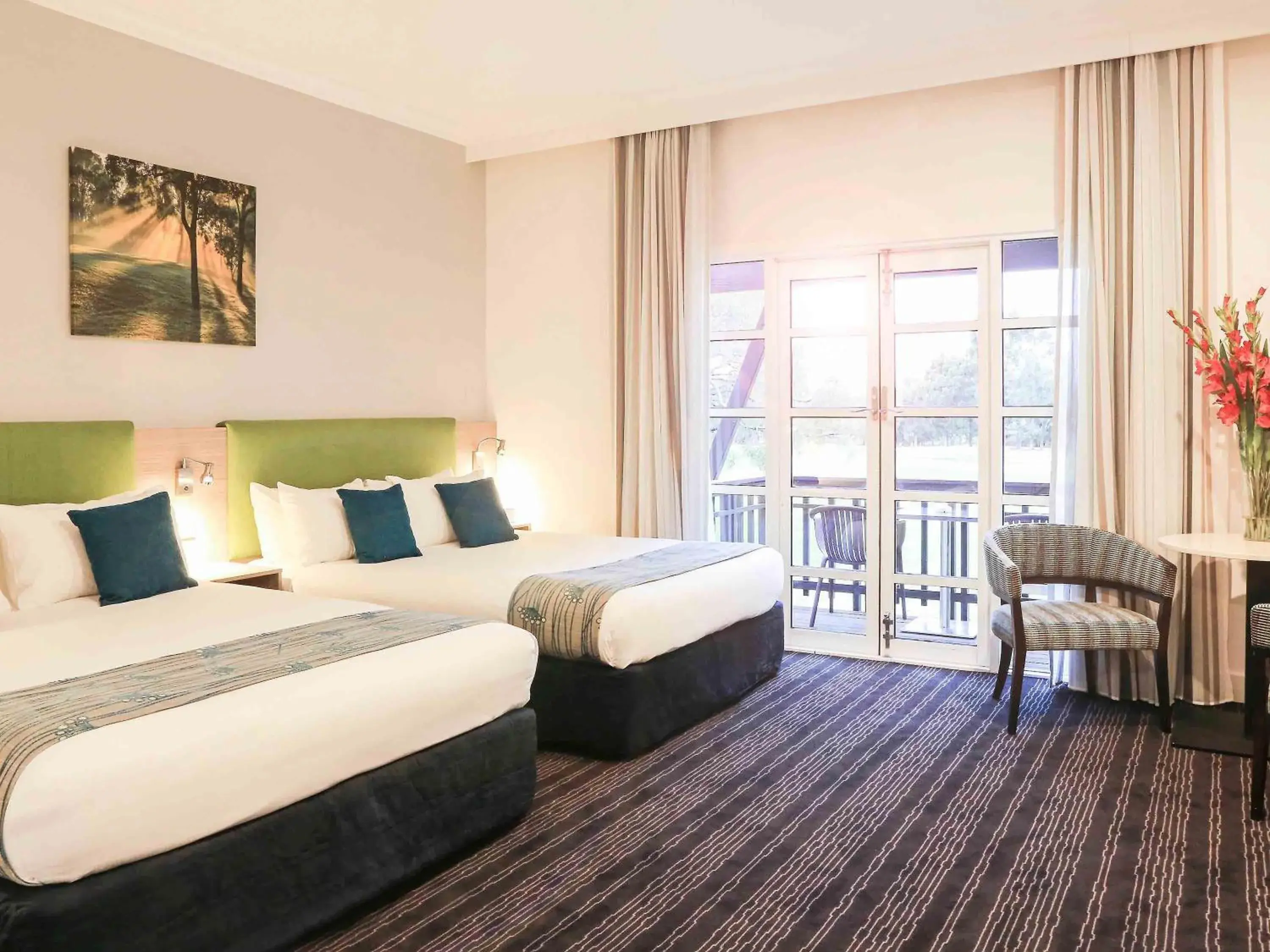 Standard Twin Room with Two Queen Beds in Novotel Vines Resort Swan Valley Standard Twin Room with Two Queen Beds in Novotel Vines Resort Swan Valley