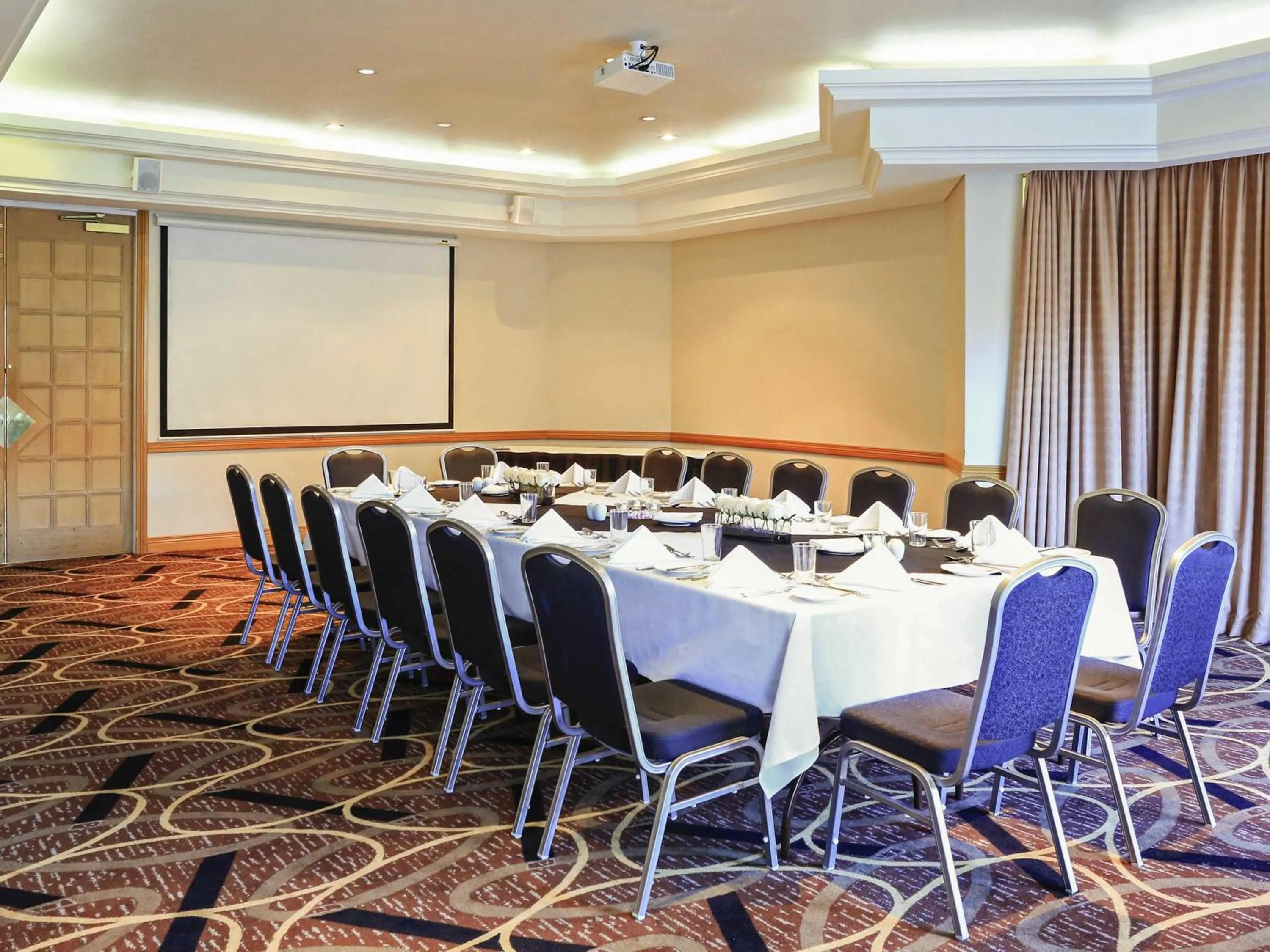 Meeting/conference room in Novotel Vines Resort Swan Valley