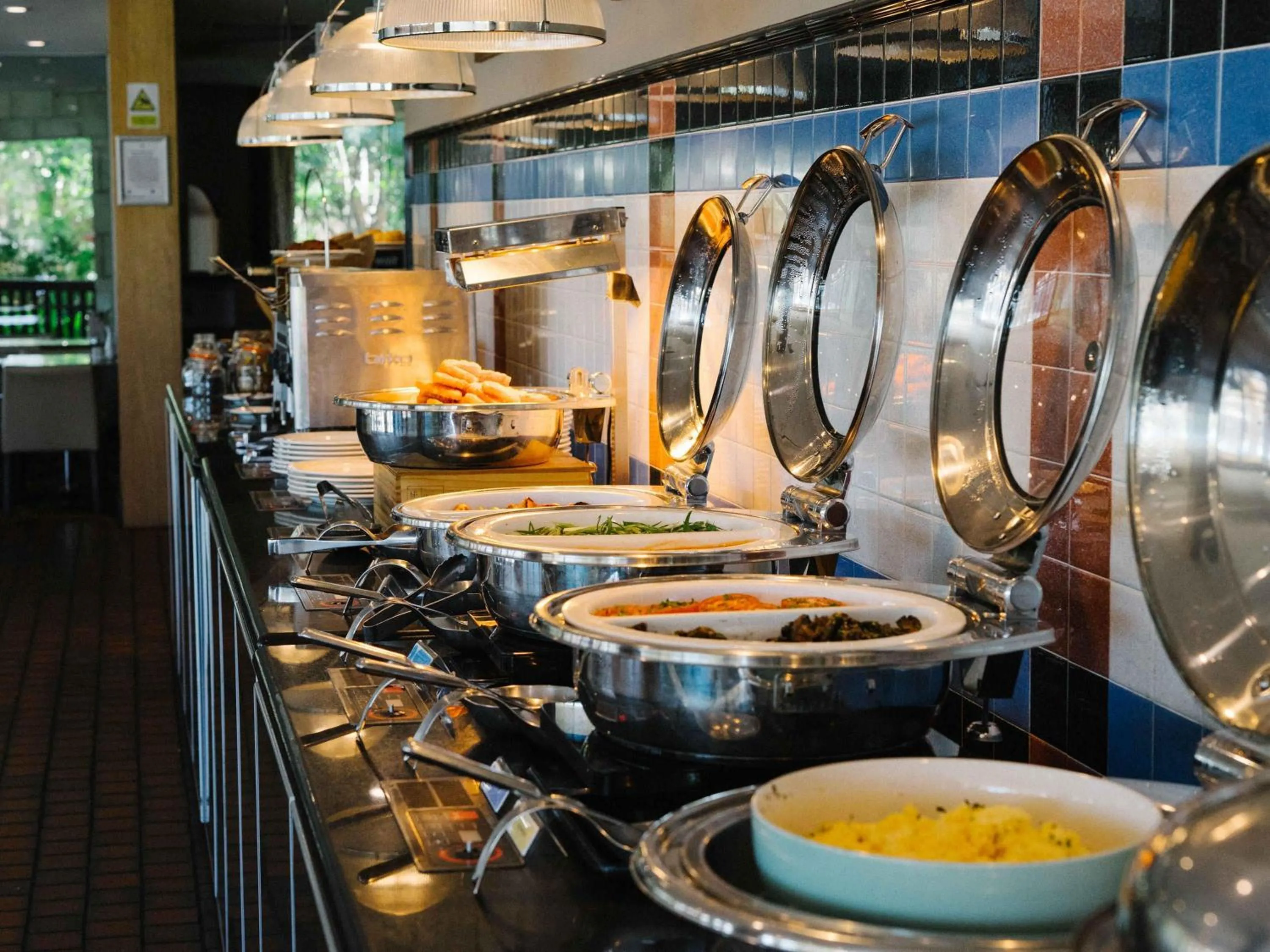 Restaurant/places to eat in Novotel Vines Resort Swan Valley