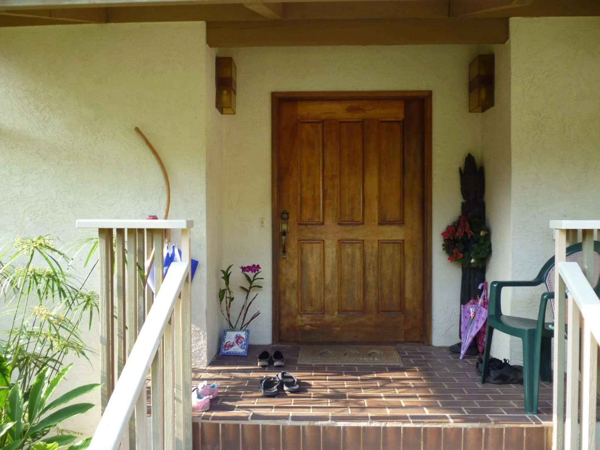 Facade/entrance in A Beautiful Edge of the World Bed & Breakfast
