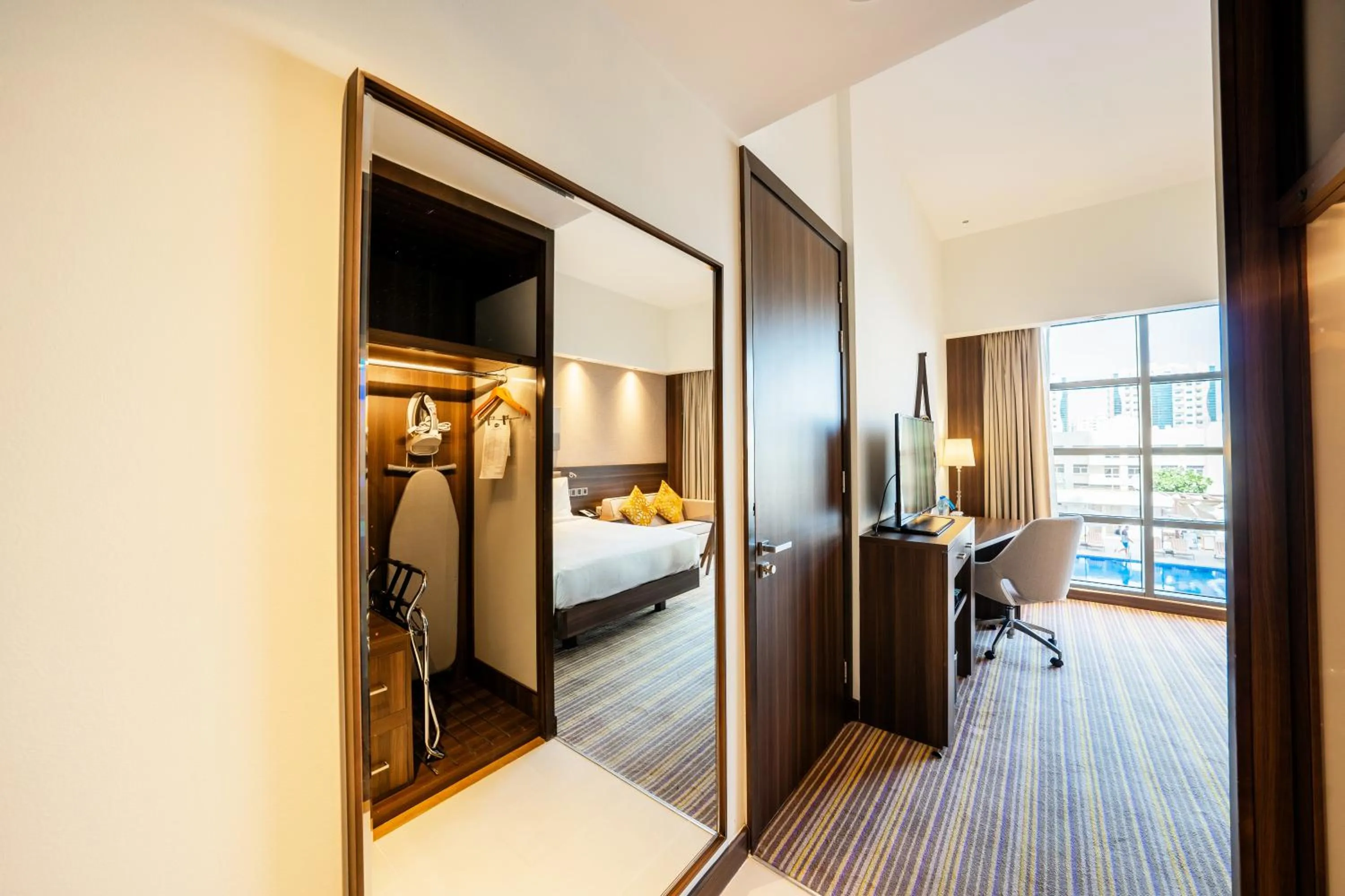 Bedroom, Bed in Hampton By Hilton Dubai Airport