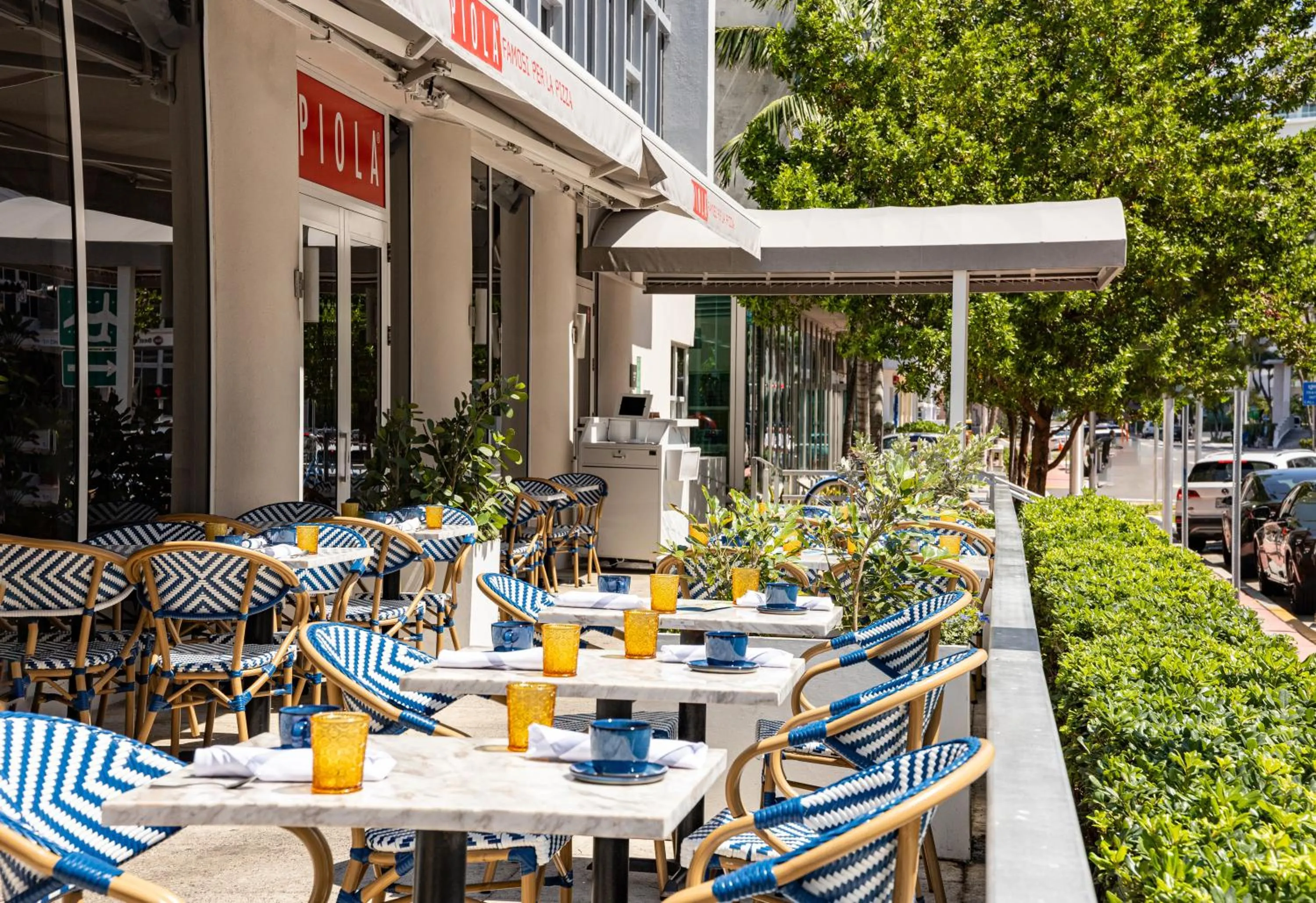 Restaurant/places to eat in Hotel Continental Miami Beach, Tapestry Collection by Hilton