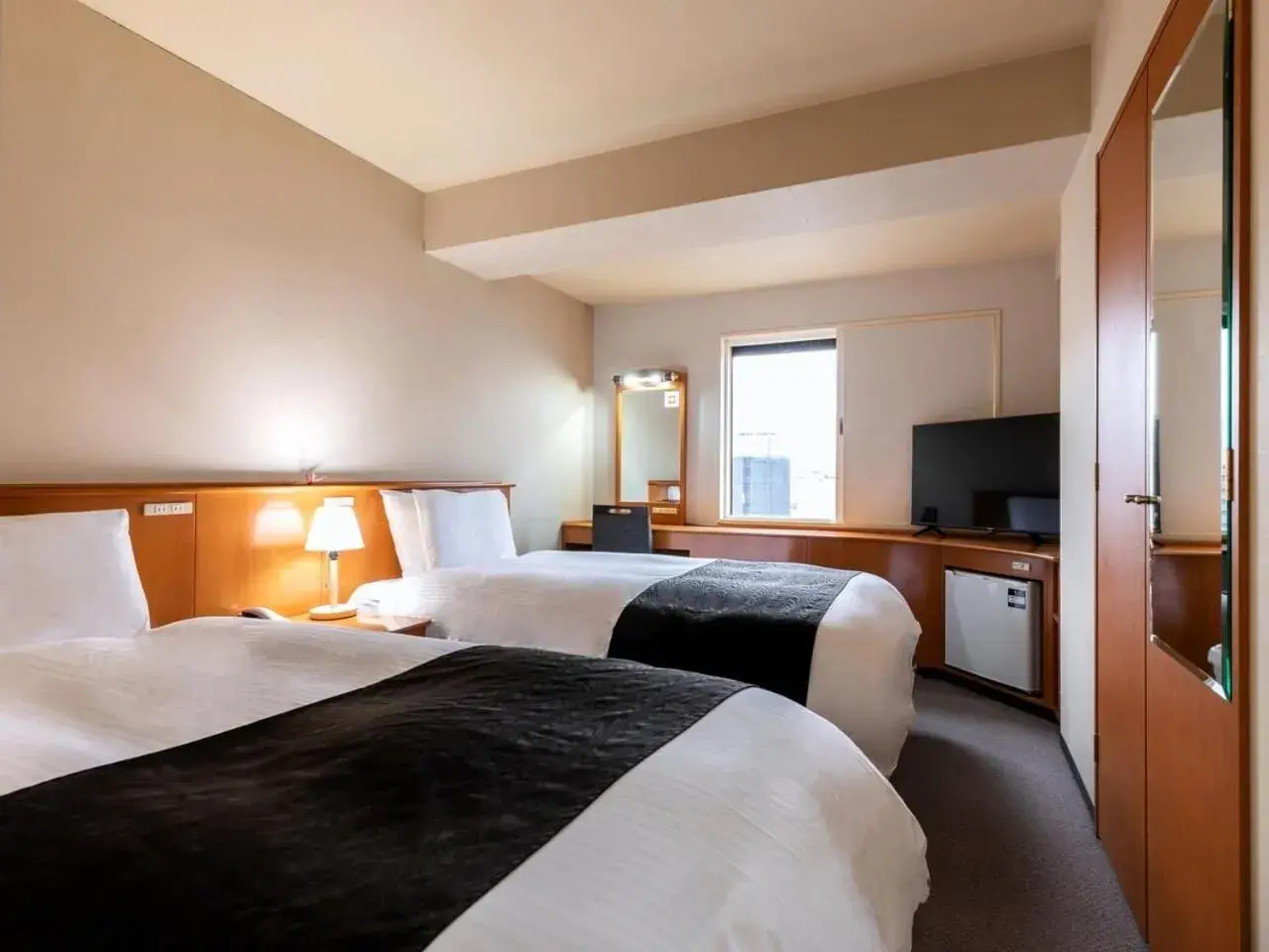 Twin Room - Non-Smoking in APA Hotel Sapporo Odori Ekimae Minami Twin Room - Non-Smoking in APA Hotel Sapporo Odori Ekimae Minami