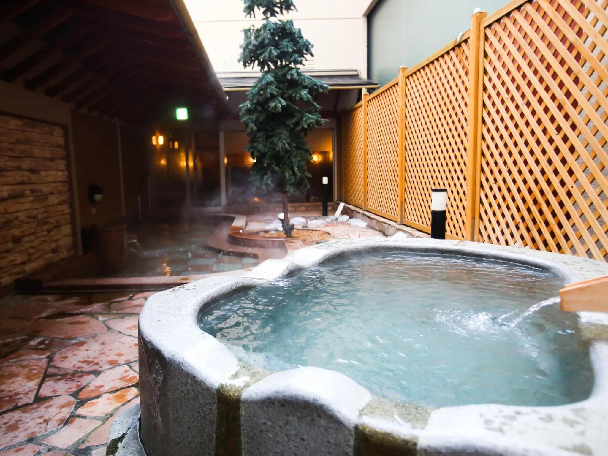 Open Air Bath in APA Hotel & Resort Sapporo