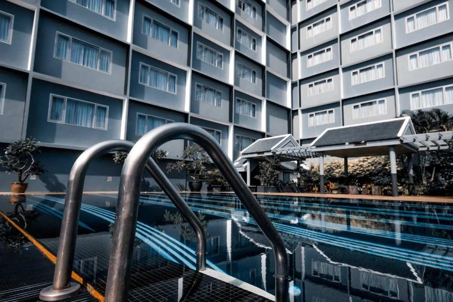 Swimming pool in Witz Bangkok Ramkhamhaeng