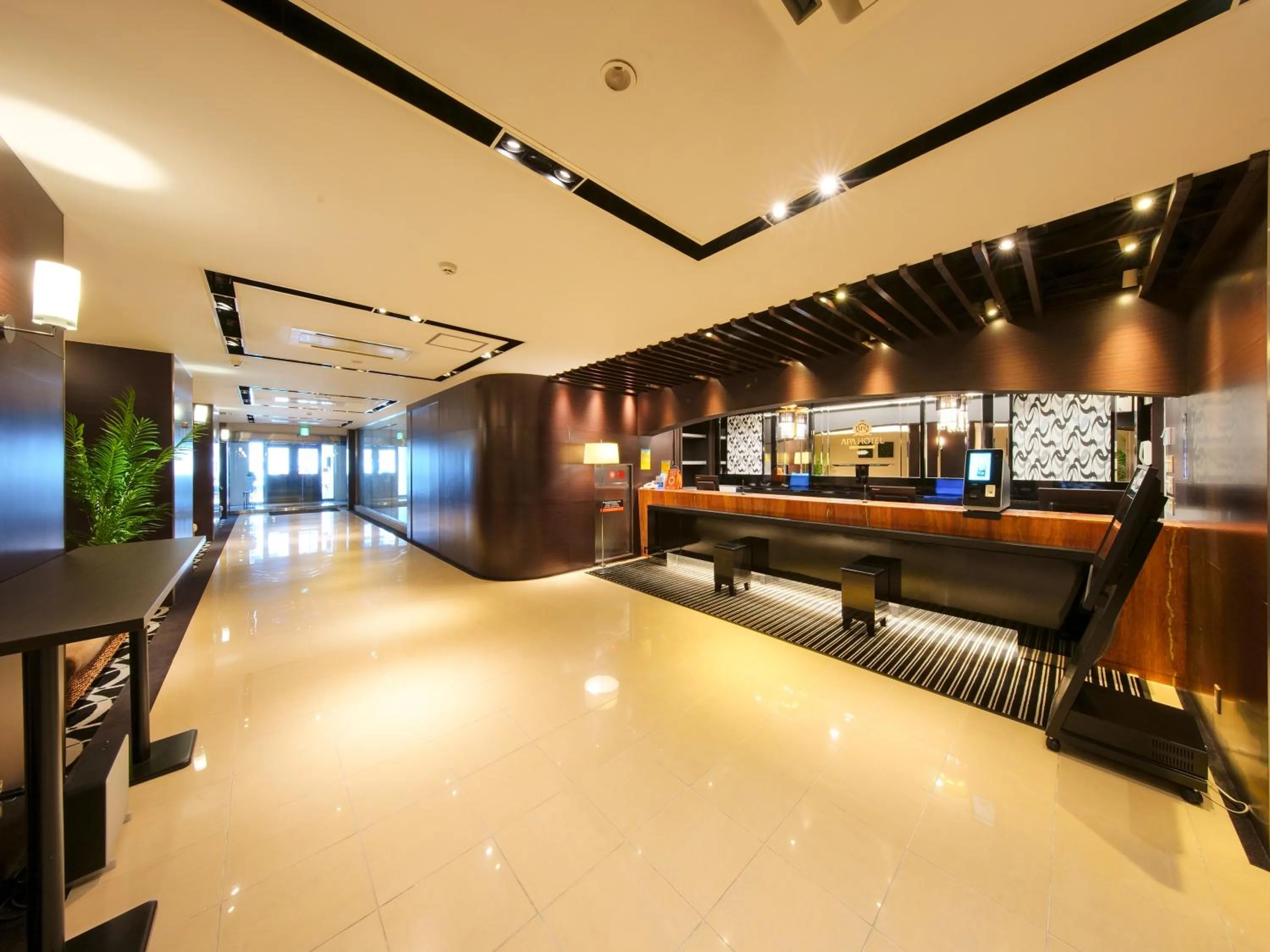 Lobby or reception in APA Hotel Wakayama
