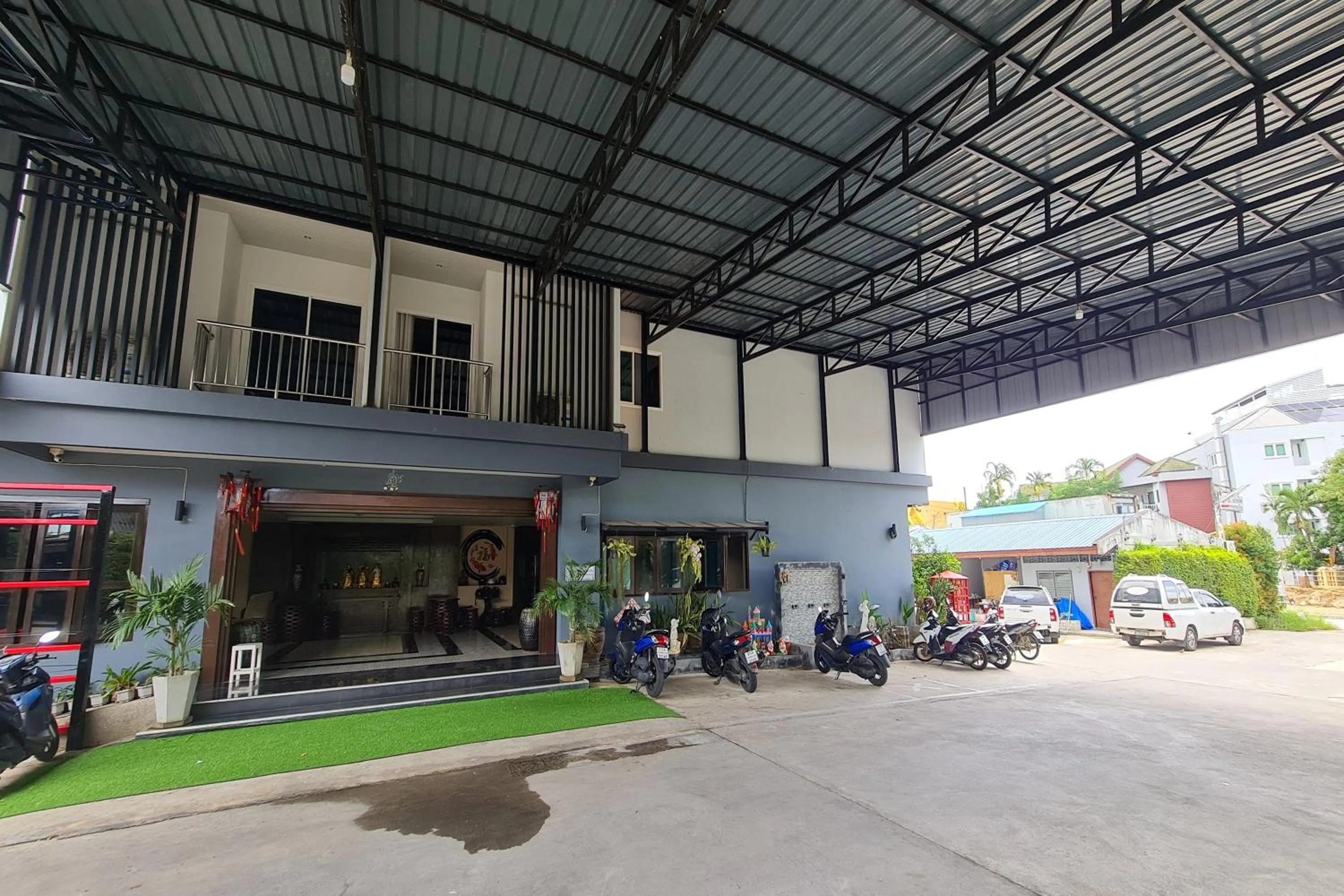 Facade/entrance in Carpio Hotel Phuket