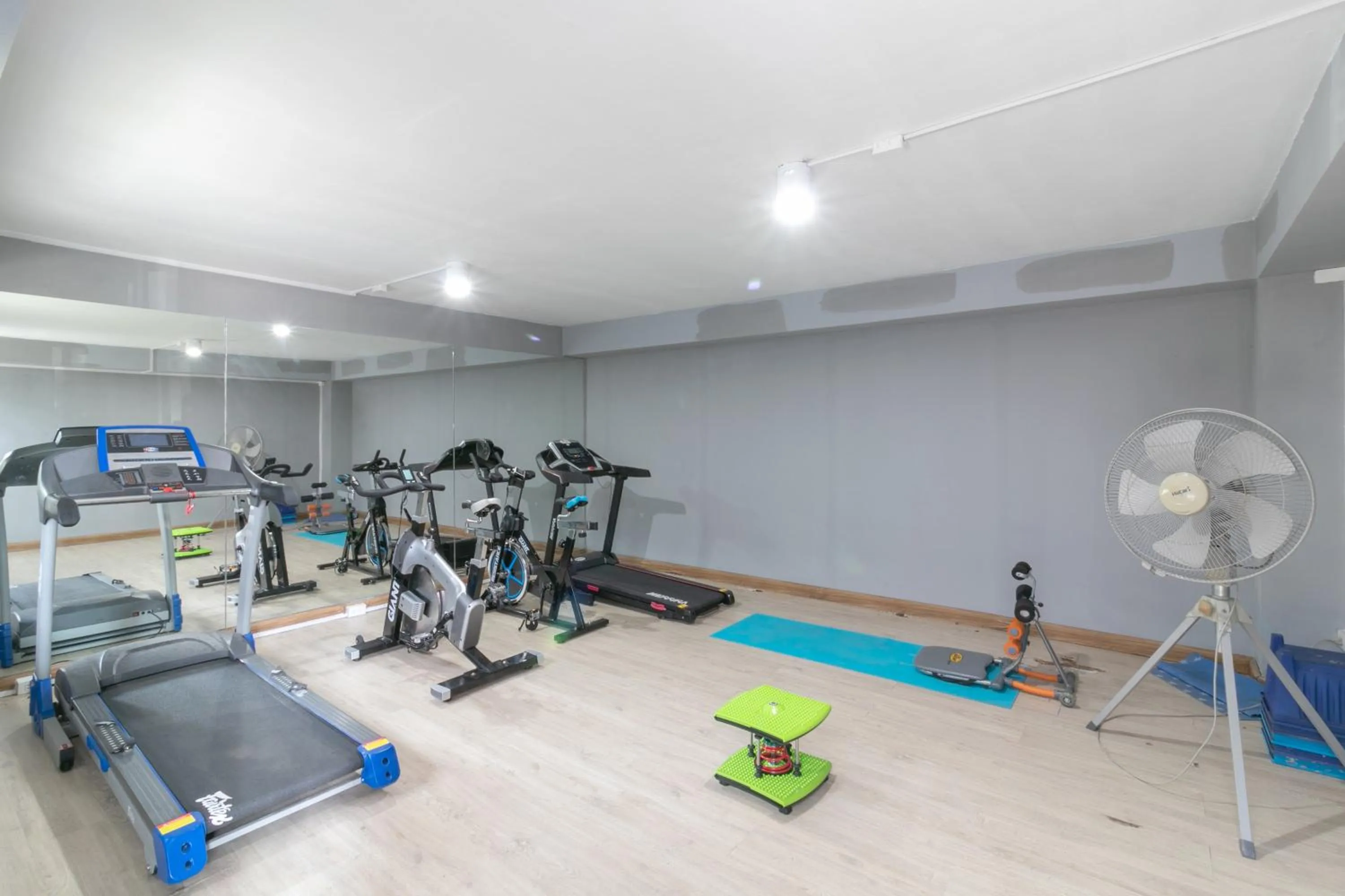 Fitness centre/facilities in Carpio Hotel Phuket