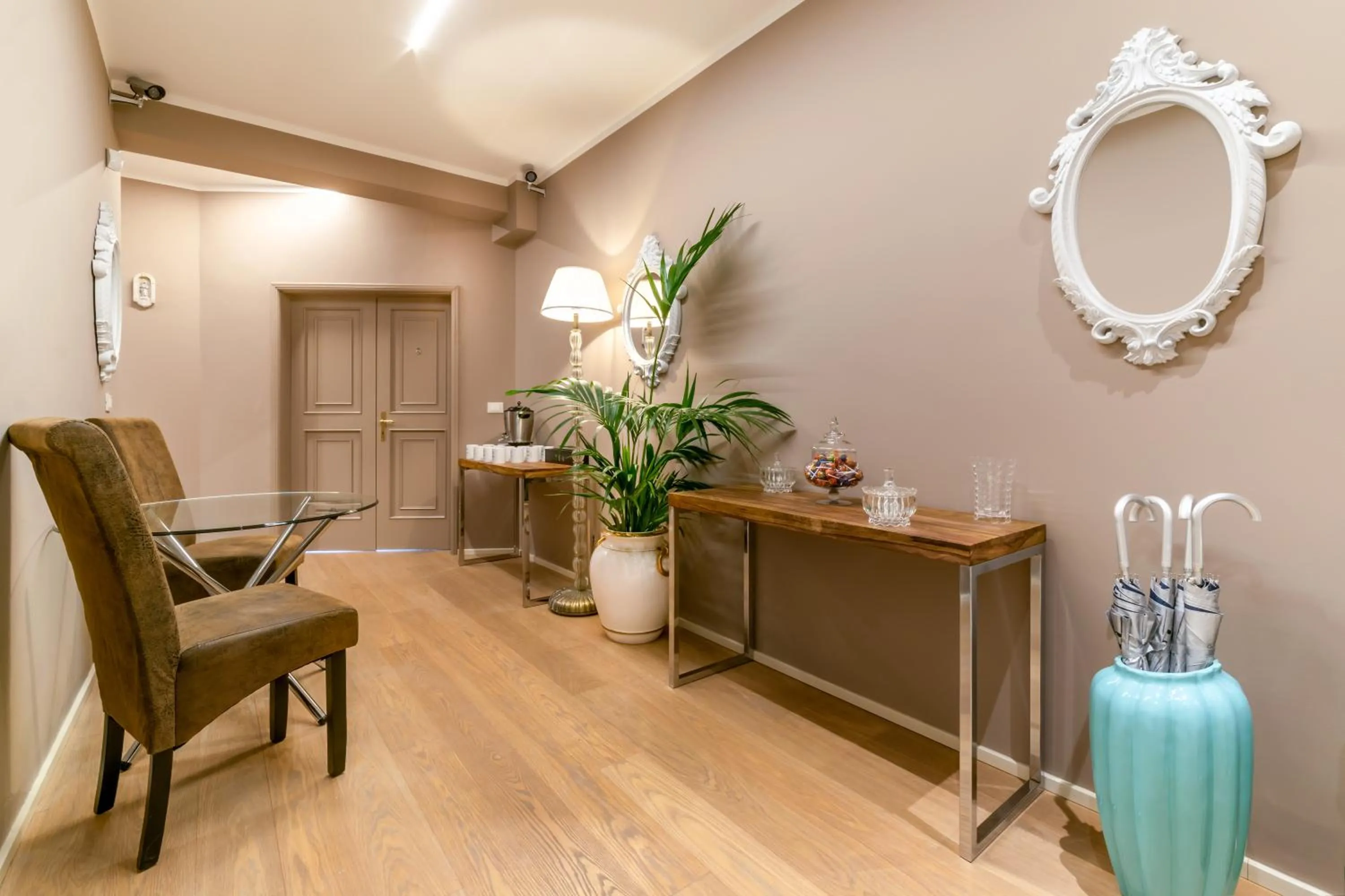 Area and facilities in 051 Boutique