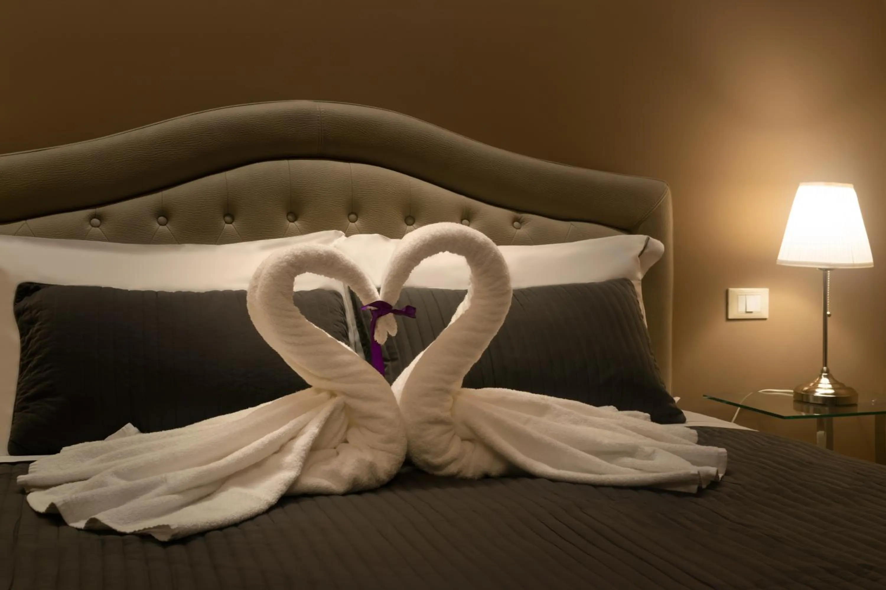 Decorative detail, Bed in 051 Boutique