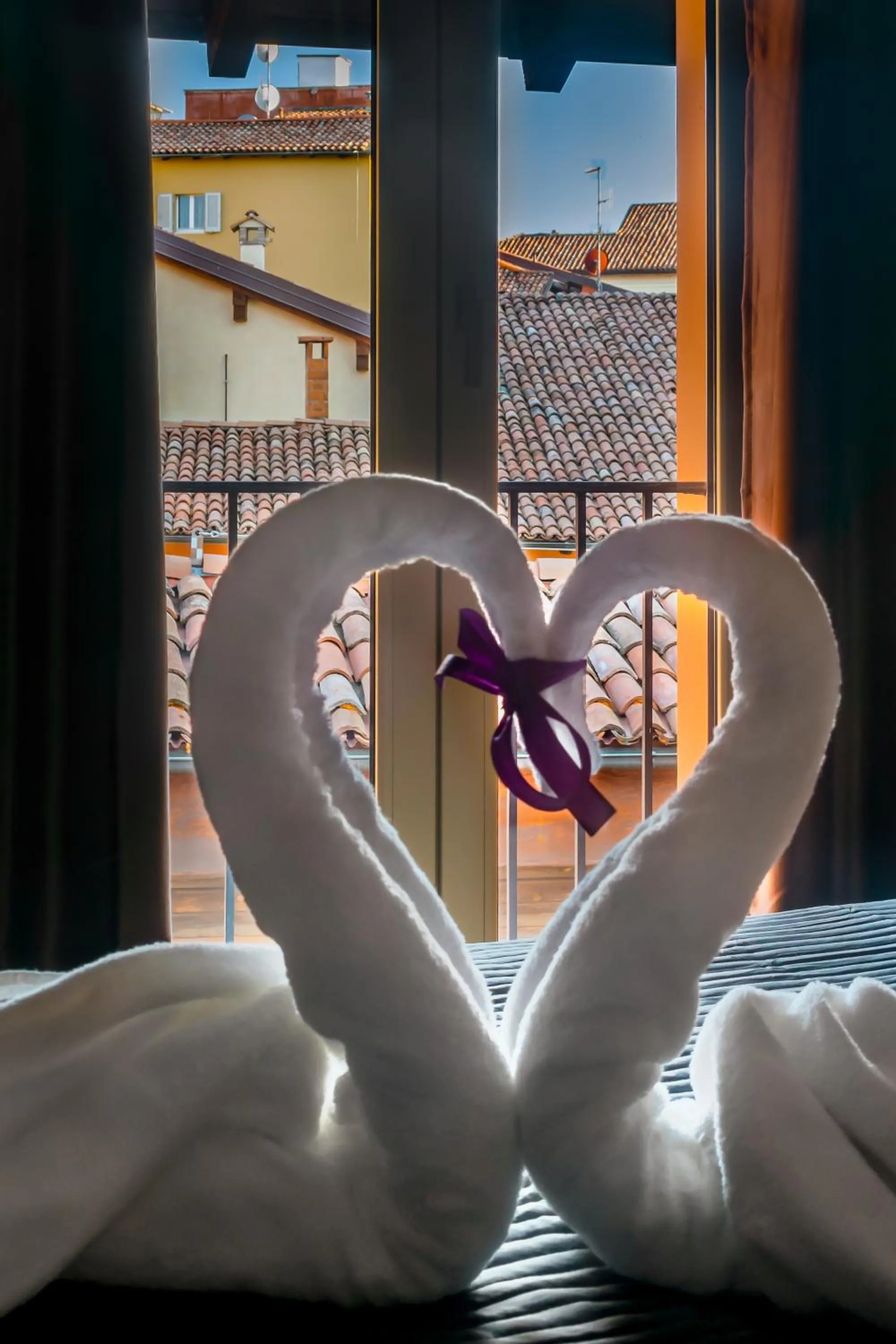 Decorative detail, Bed in 051 Boutique