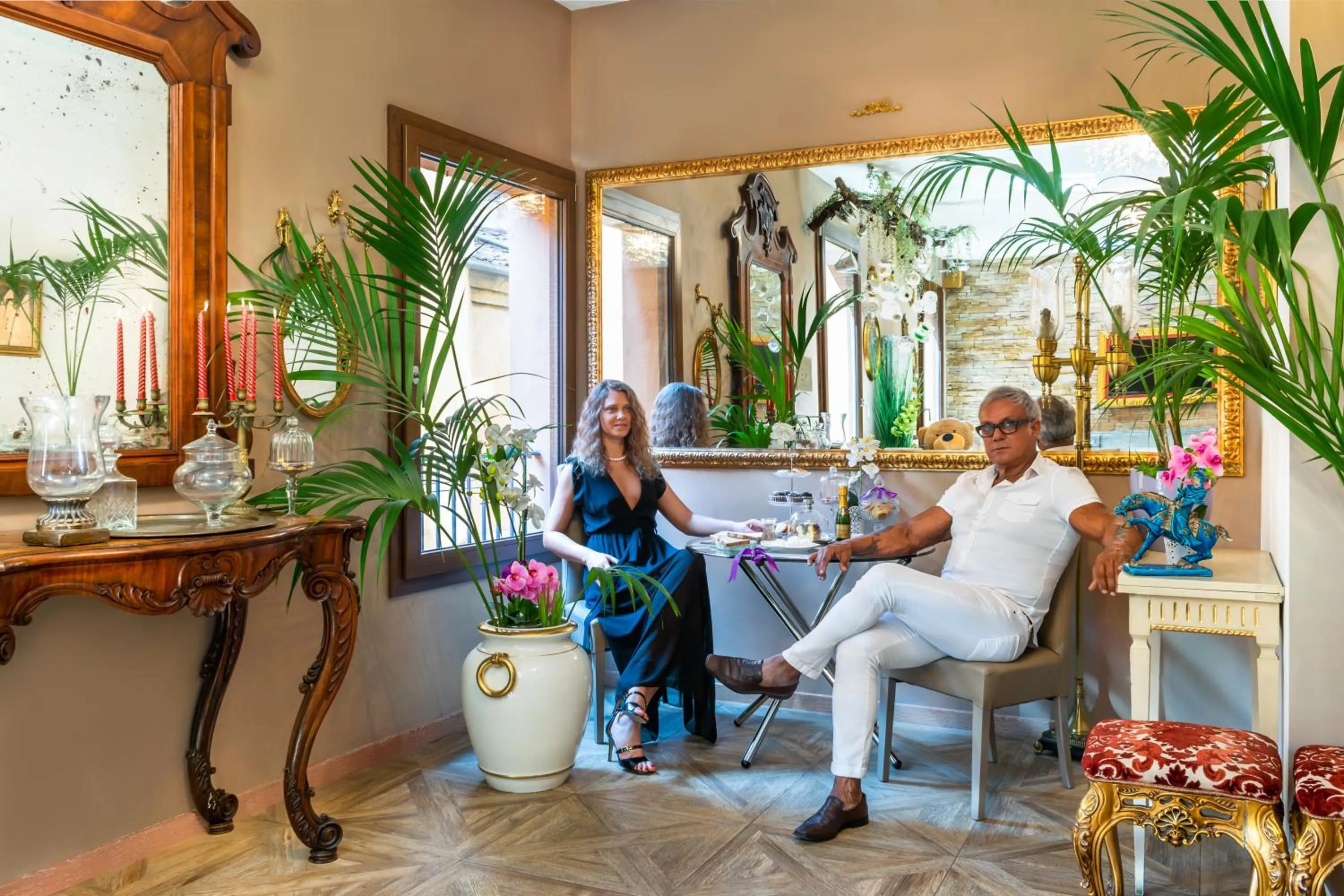 Restaurant/places to eat in 051 Boutique