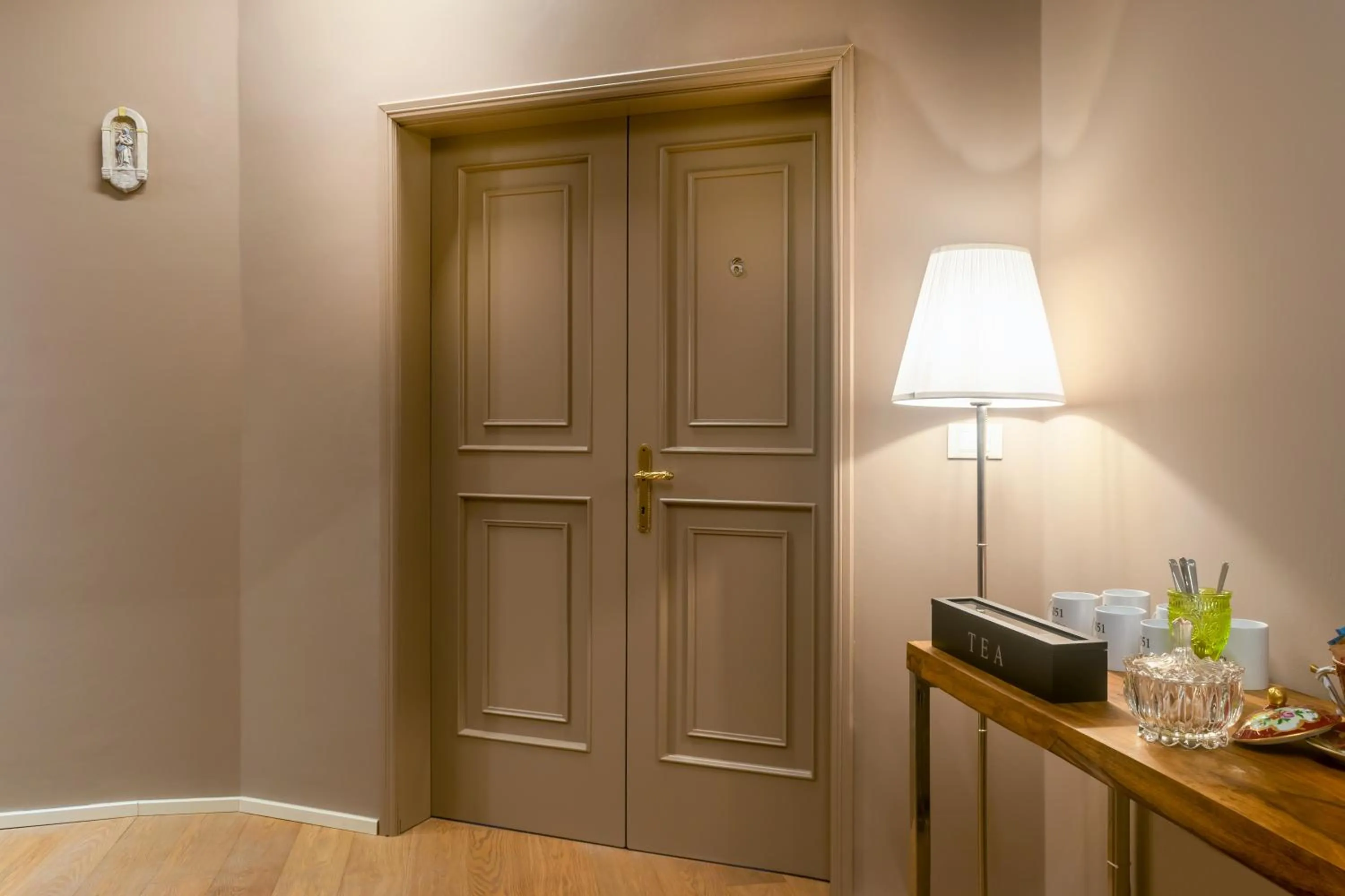 Lobby or reception in 051 Boutique