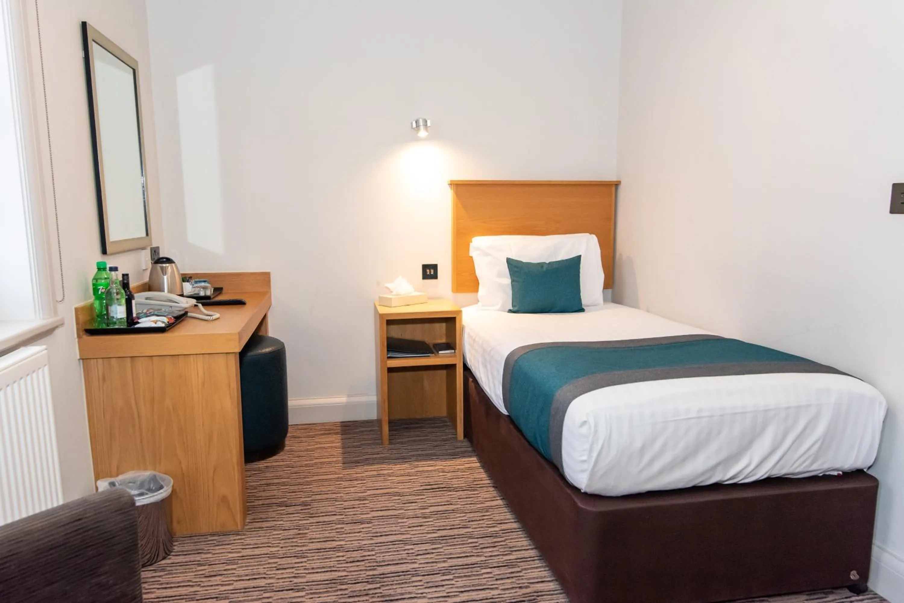 Bed in Kingscliff Hotel Holland on Sea