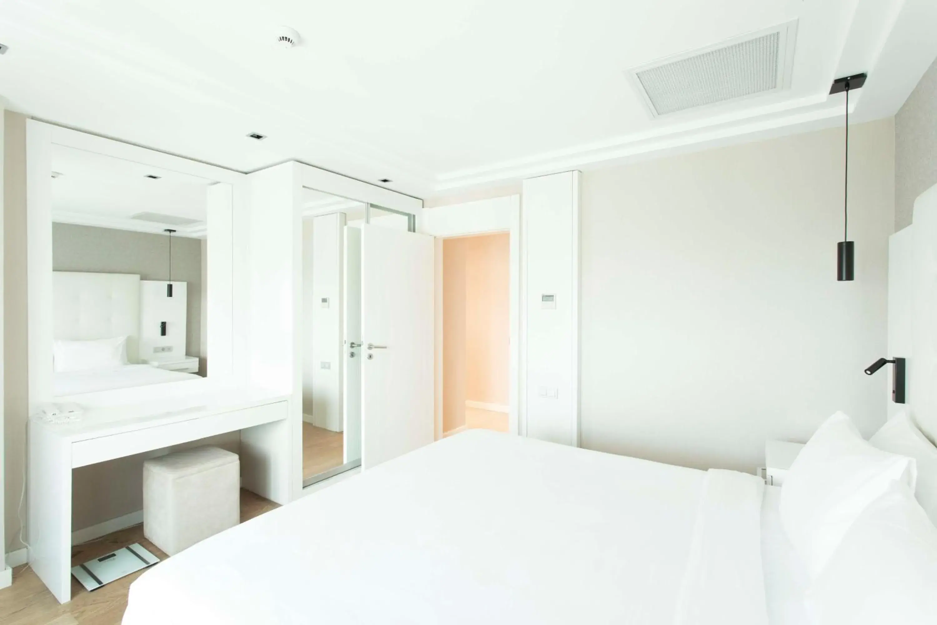 Family Stay - Two Connected Apartment in Radisson Residences Avrupa TEM Istanbul Family Stay - Two Connected Apartment in Radisson Residences Avrupa TEM Istanbul