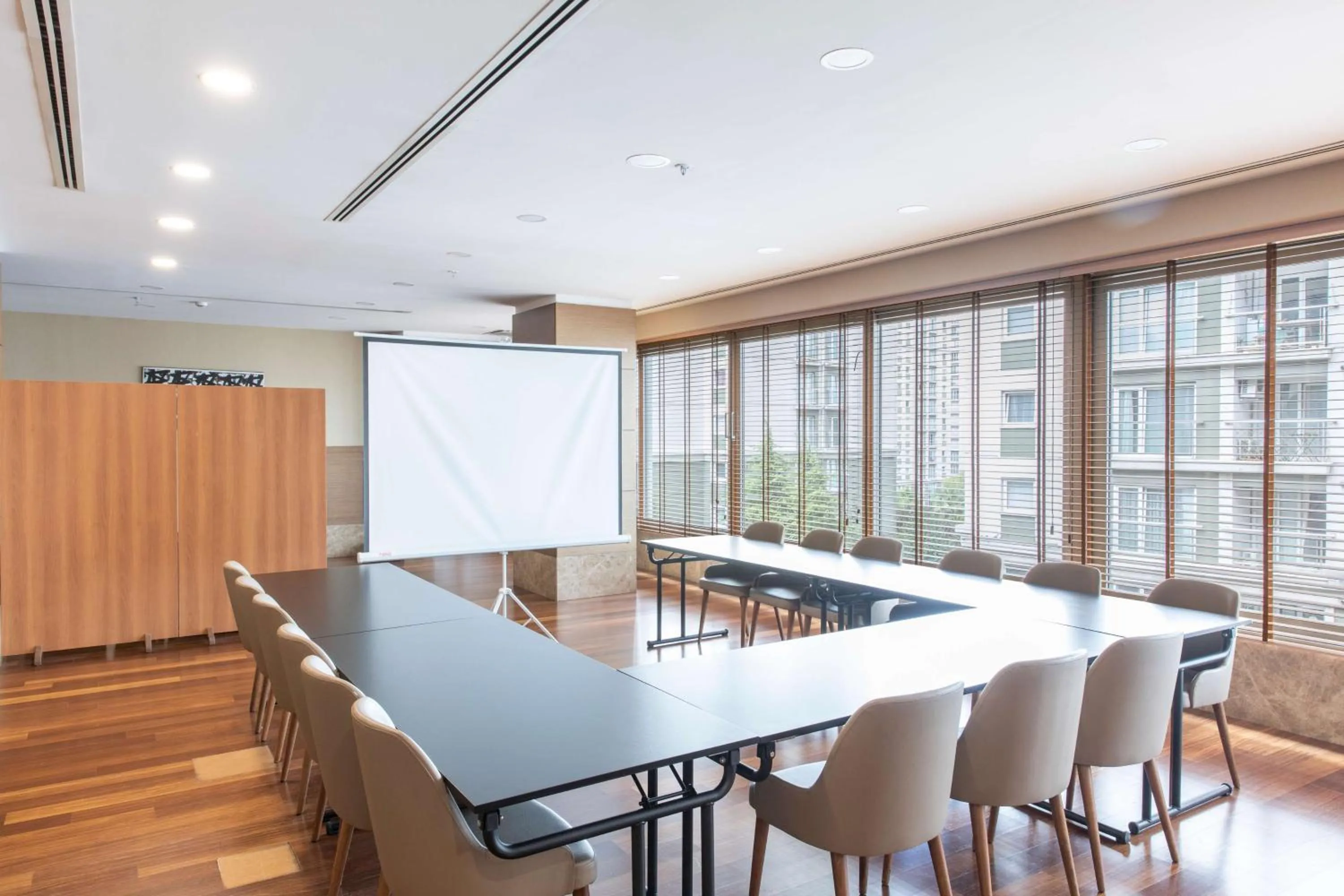 Meeting/conference room in Radisson Residences Avrupa TEM Istanbul