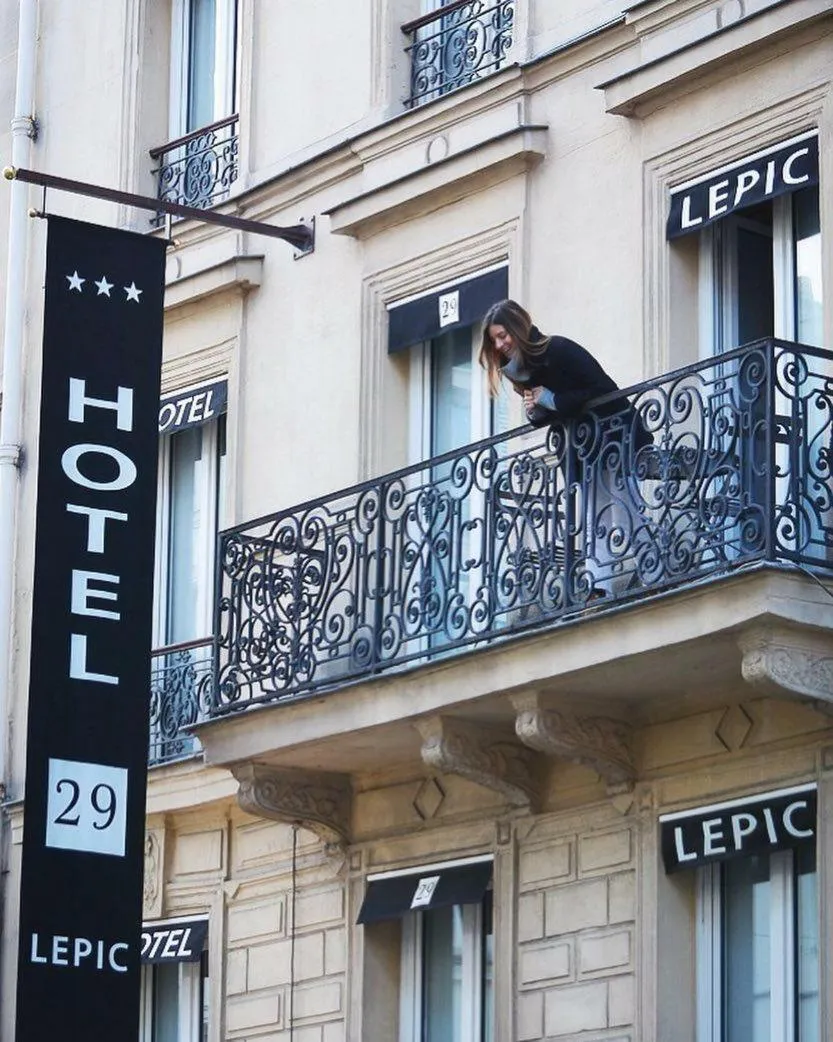 Property building in Hotel 29 Lepic