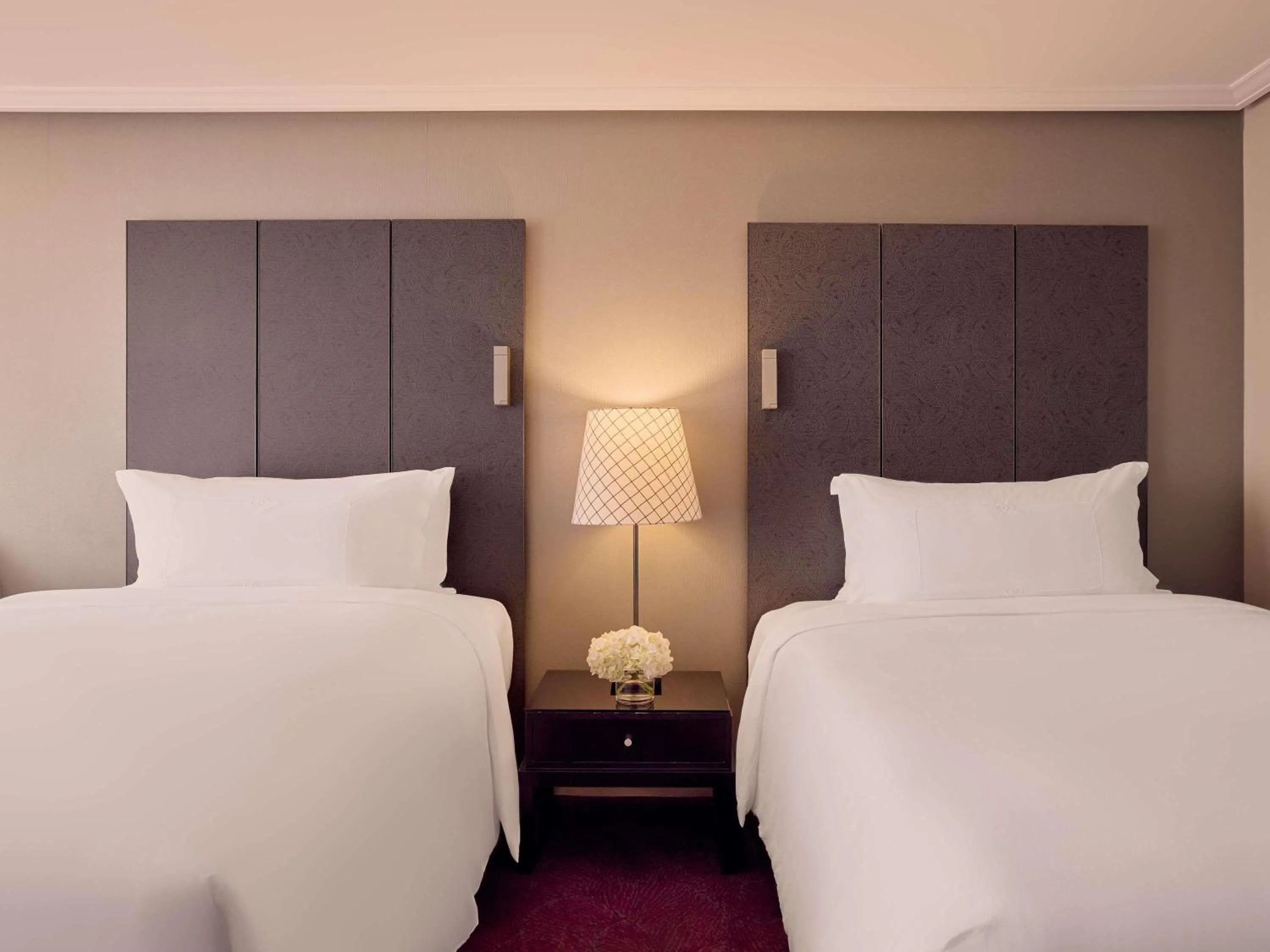 Bedroom, Bed in Sofitel Brisbane Central