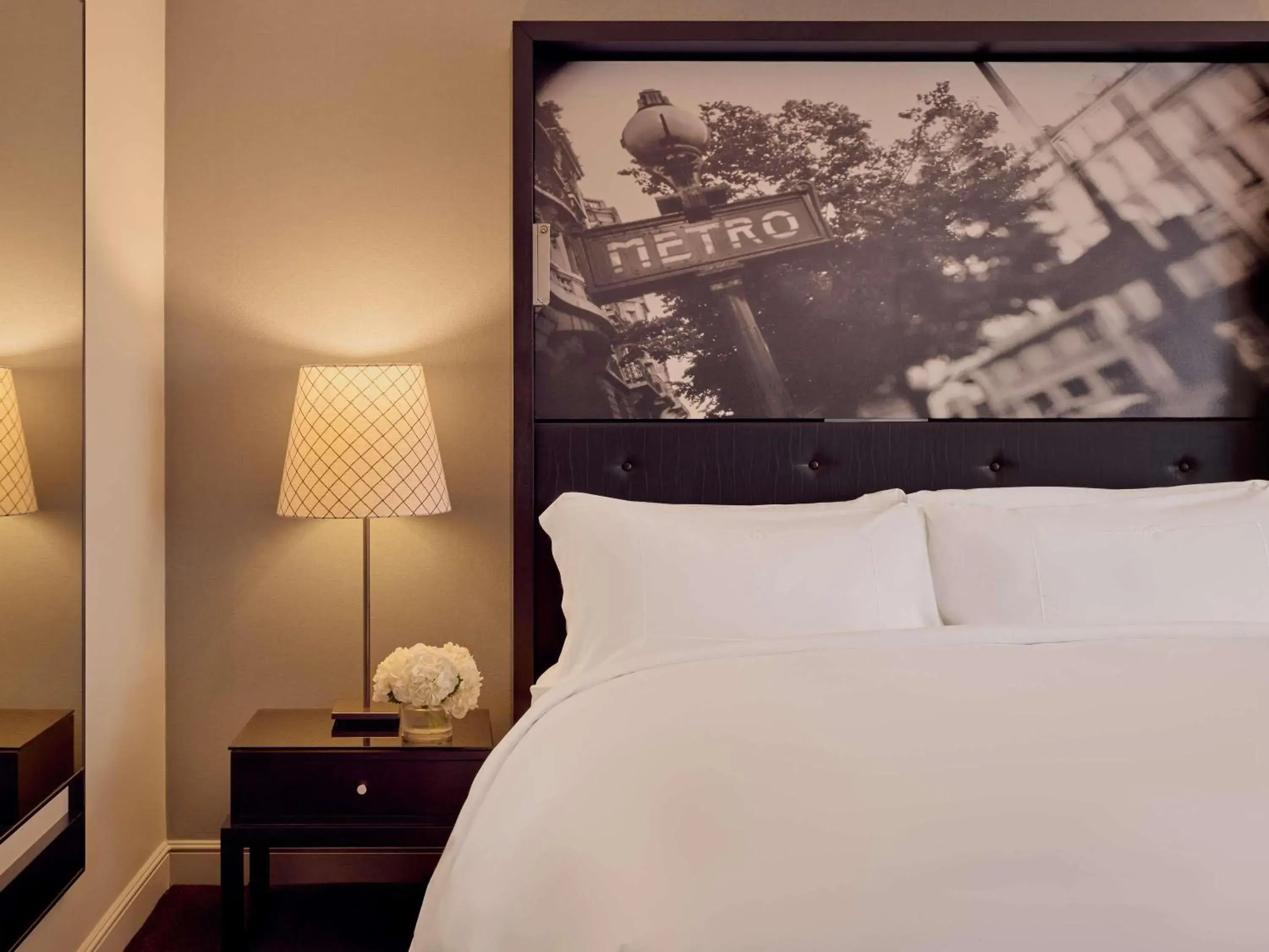 LUXURY CITY ROOM King Bed, High Floor, City View in Sofitel Brisbane Central LUXURY CITY ROOM King Bed, High Floor, City View in Sofitel Brisbane Central