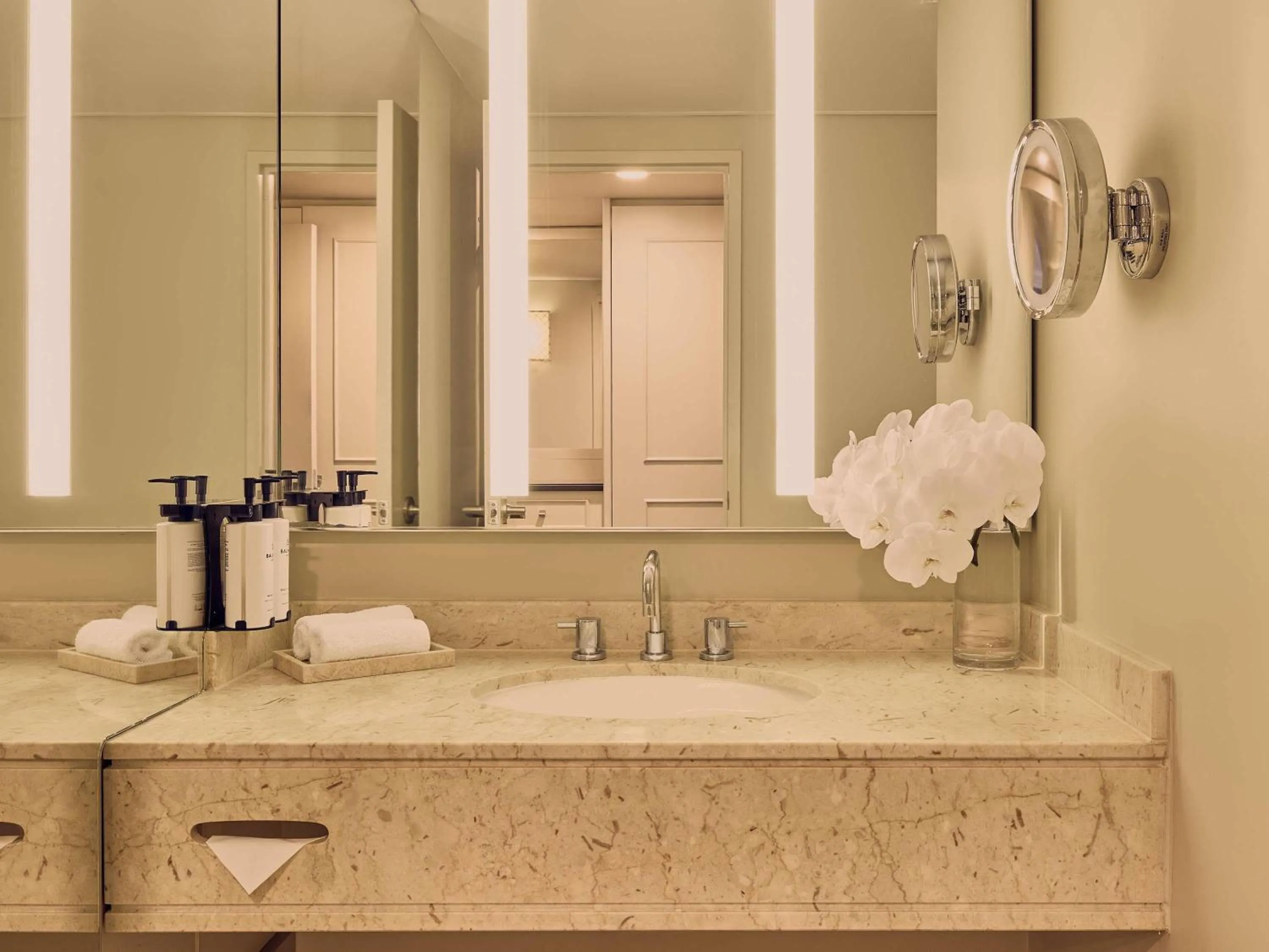 Bedroom in Sofitel Brisbane Central