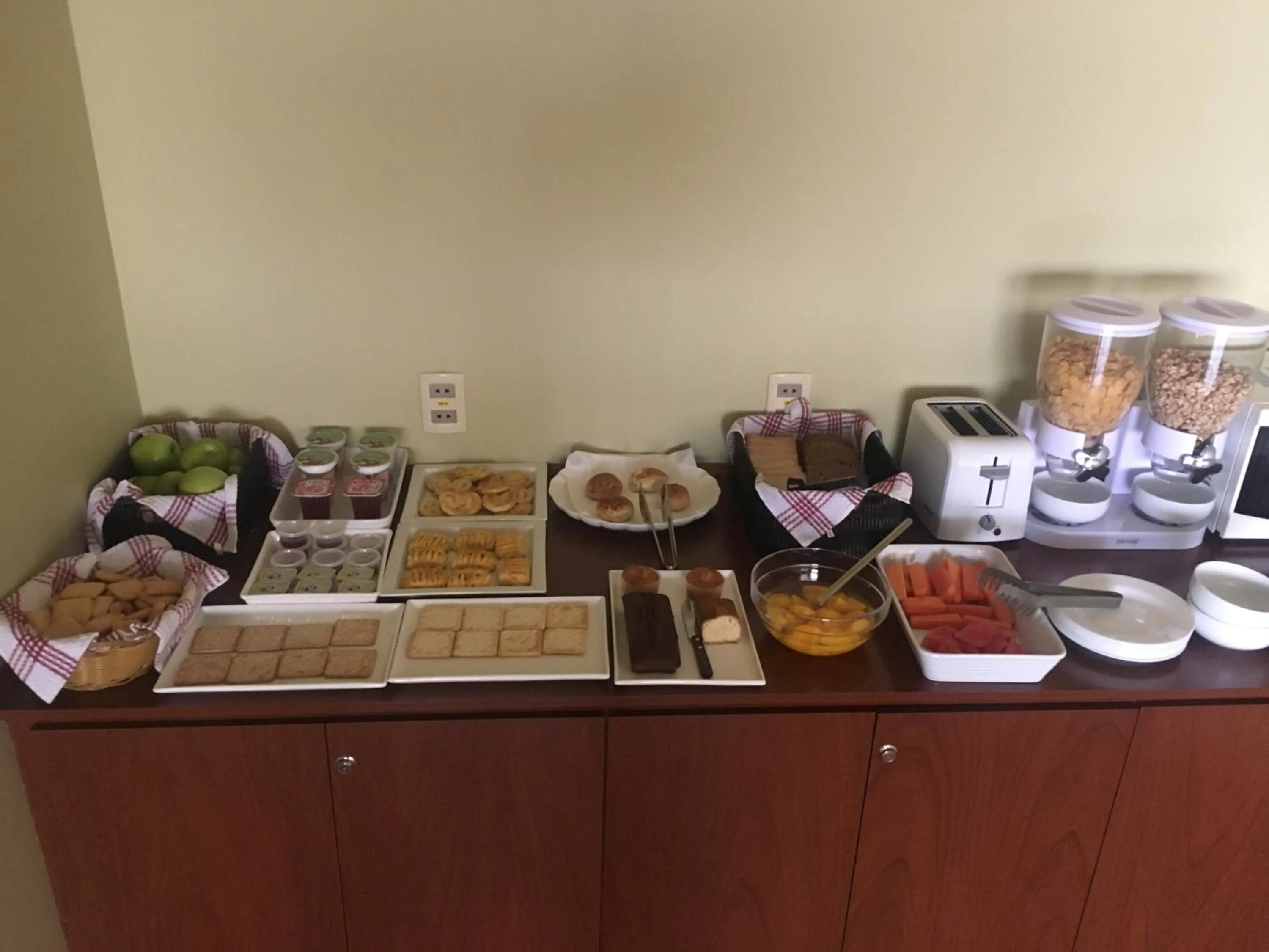 Breakfast in Los Sauces Apart Hotel