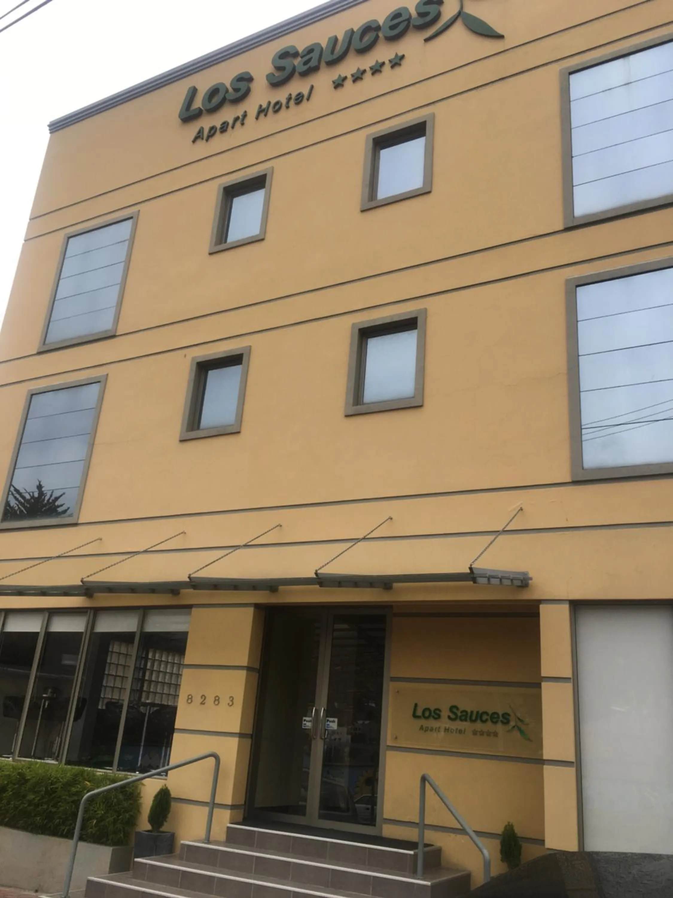 Property building in Los Sauces Apart Hotel